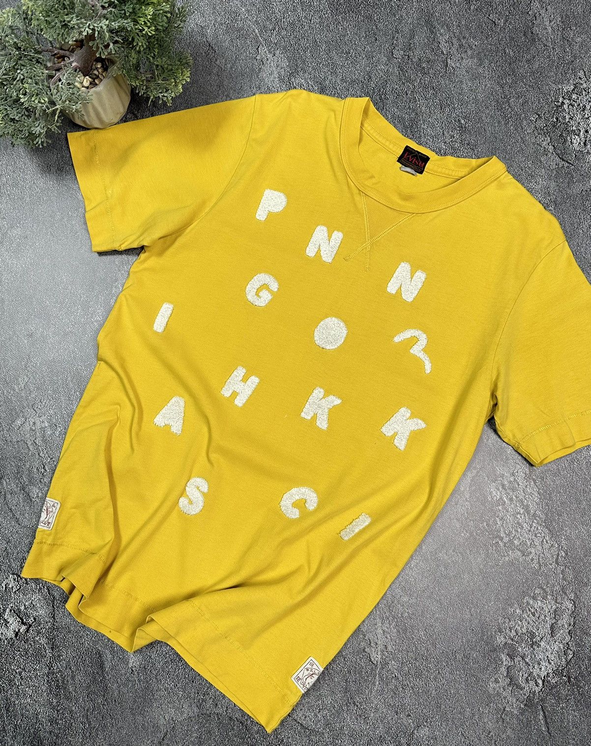 Evisu × Japanese Brand × Vintage EVISU vintage T shirt logo yellow Tee Size US L / EU 52-54 / 3 - 1 Thumbnail