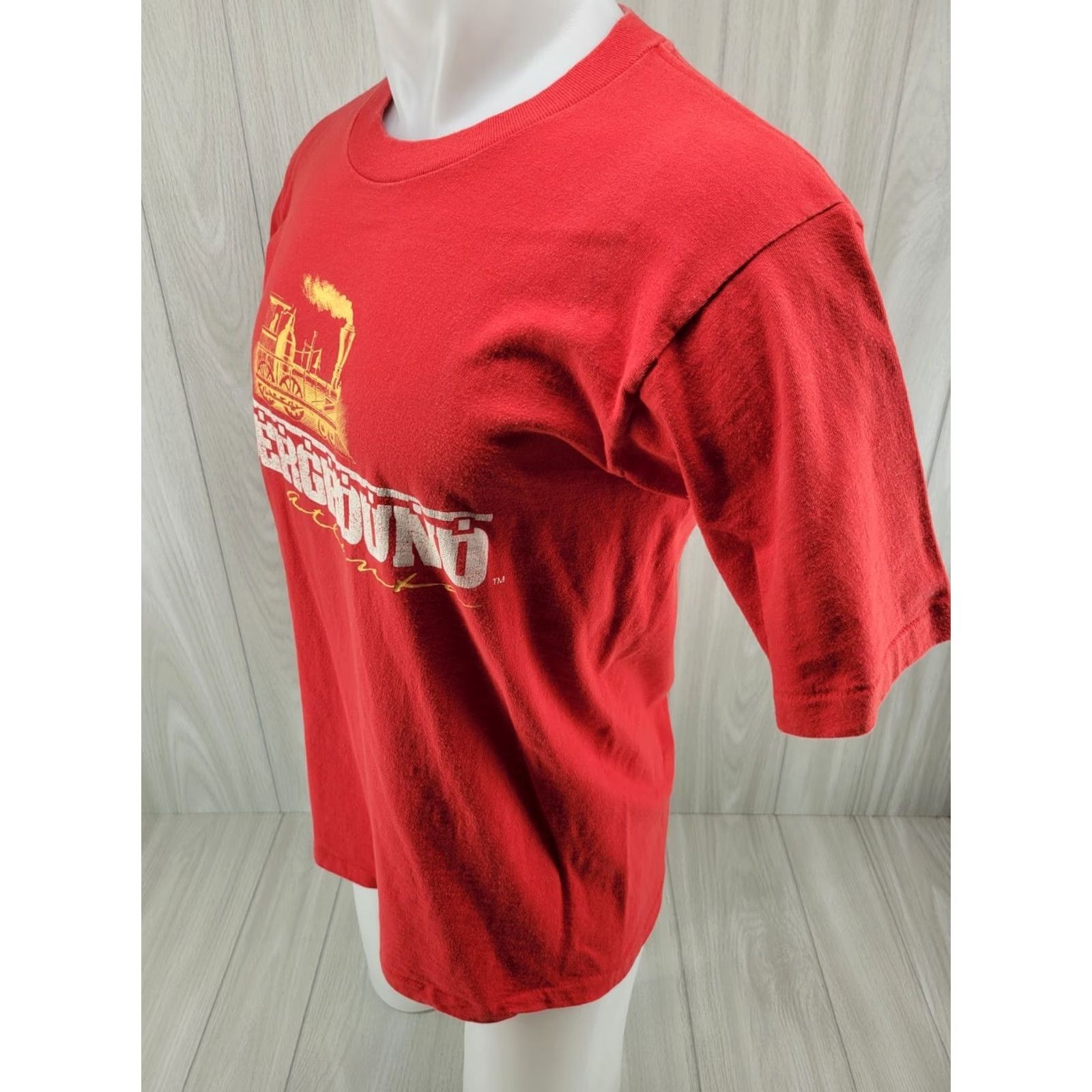 Vintage VINTAGE Underground Atlanta Train Graphic T-Shirt Red Adult Large Made Usa Size US L / EU 52-54 / 3 - 4 Thumbnail