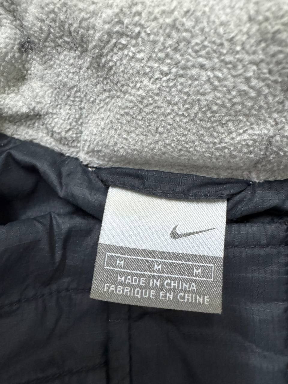 Nike Vintage Y2K Nike Puffer Jacket Size US L / EU 52-54 / 3 - 7 Thumbnail