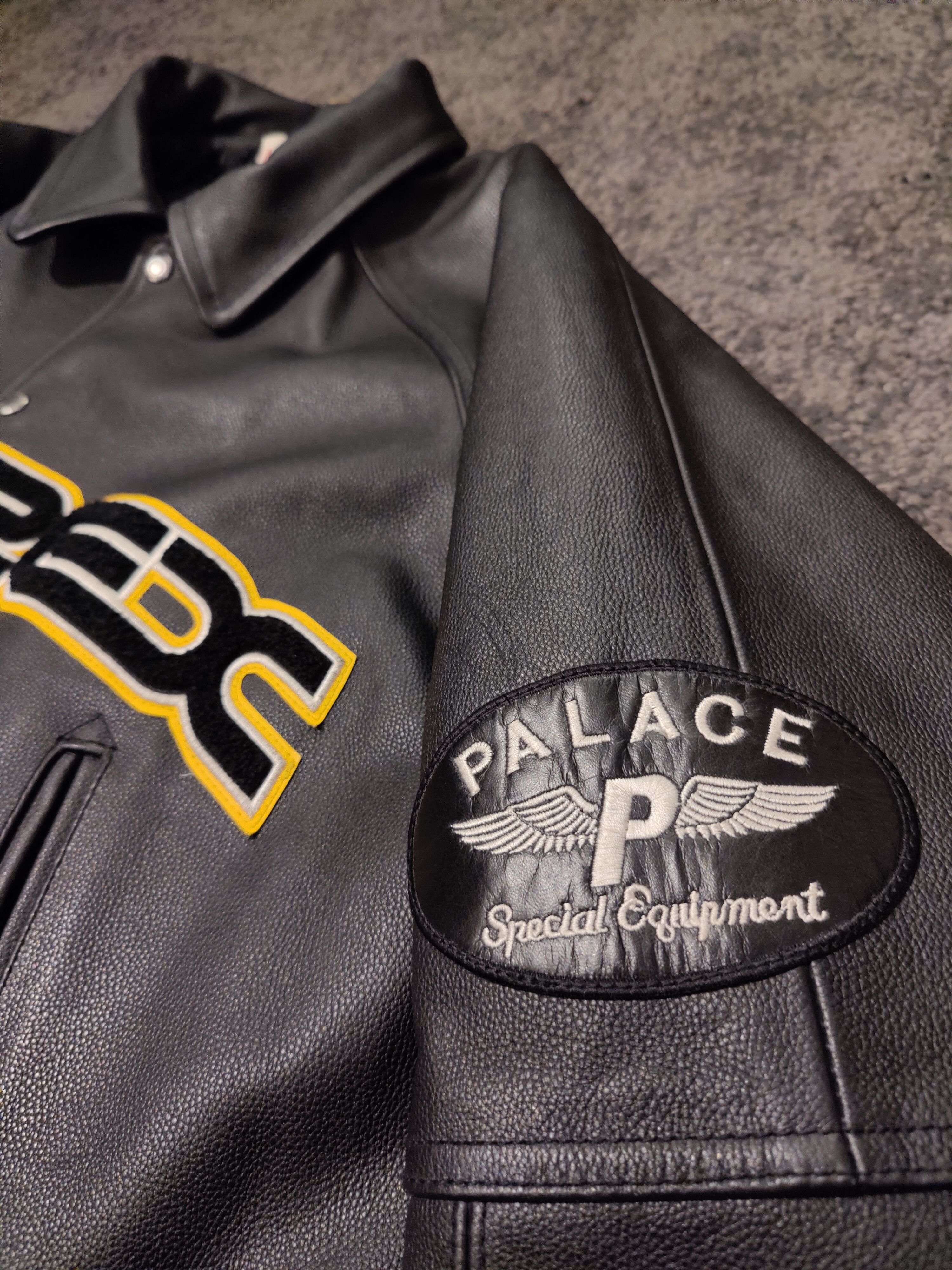 Avirex × Palace Avirex x Palace Zomby Leather Jacket Size US L / EU 52-54 / 3 - 5 Thumbnail