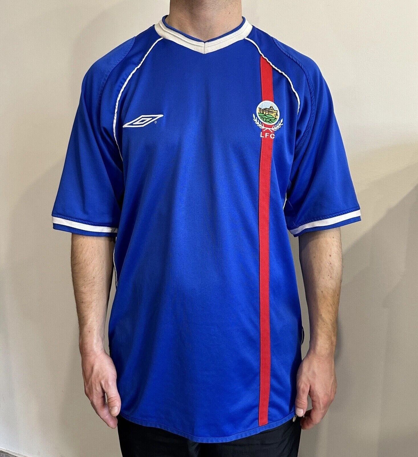 Umbro Vintage Linfield Ireland 2003 2004 Home Soccer Jersey Size US XL / EU 56 / 4 - 1 Thumbnail