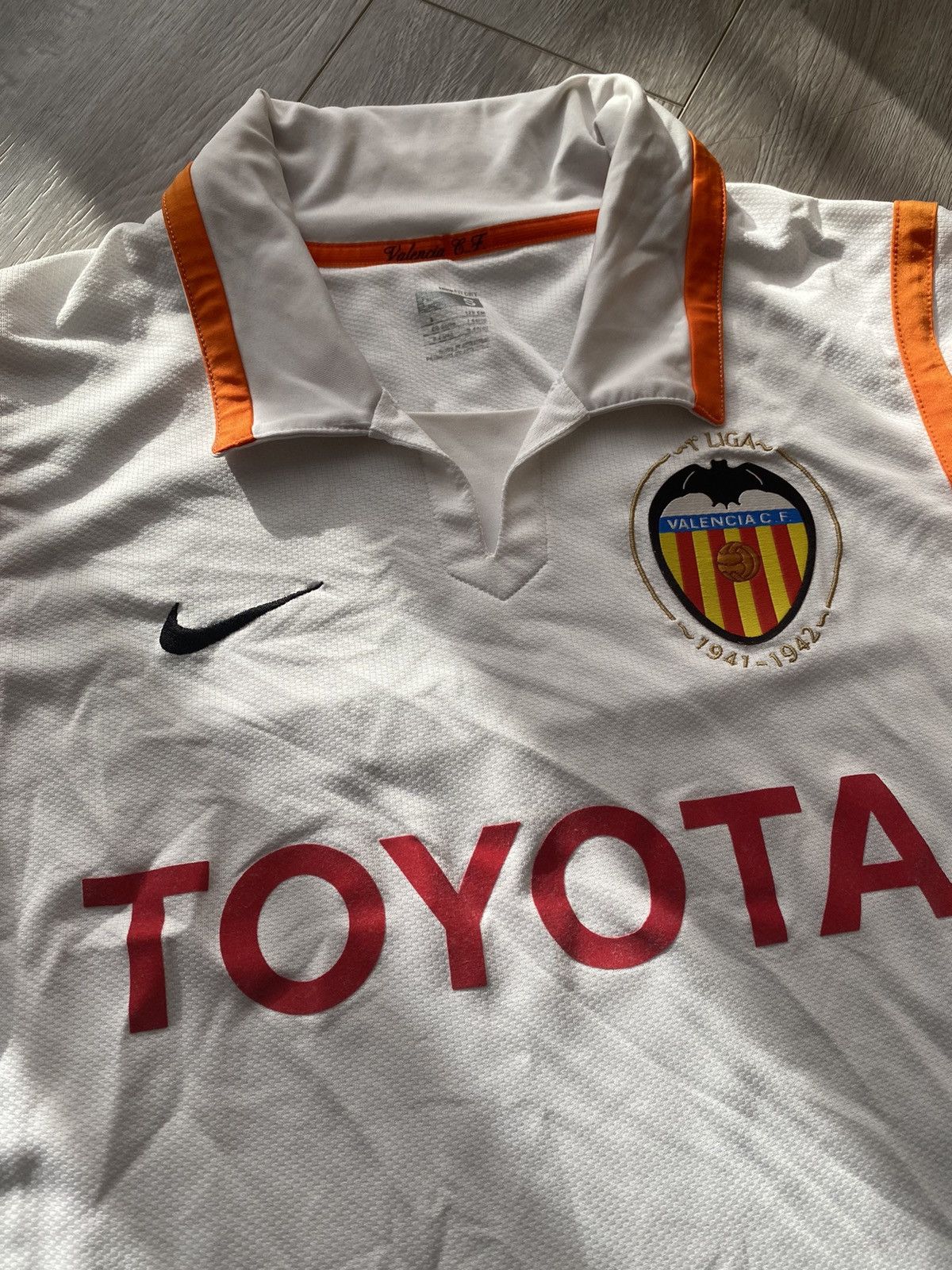 Nike × Vintage VINTAGE VALENCIA CF HOME JERSEY Size US S / EU 44-46 / 1 - 2 Thumbnail