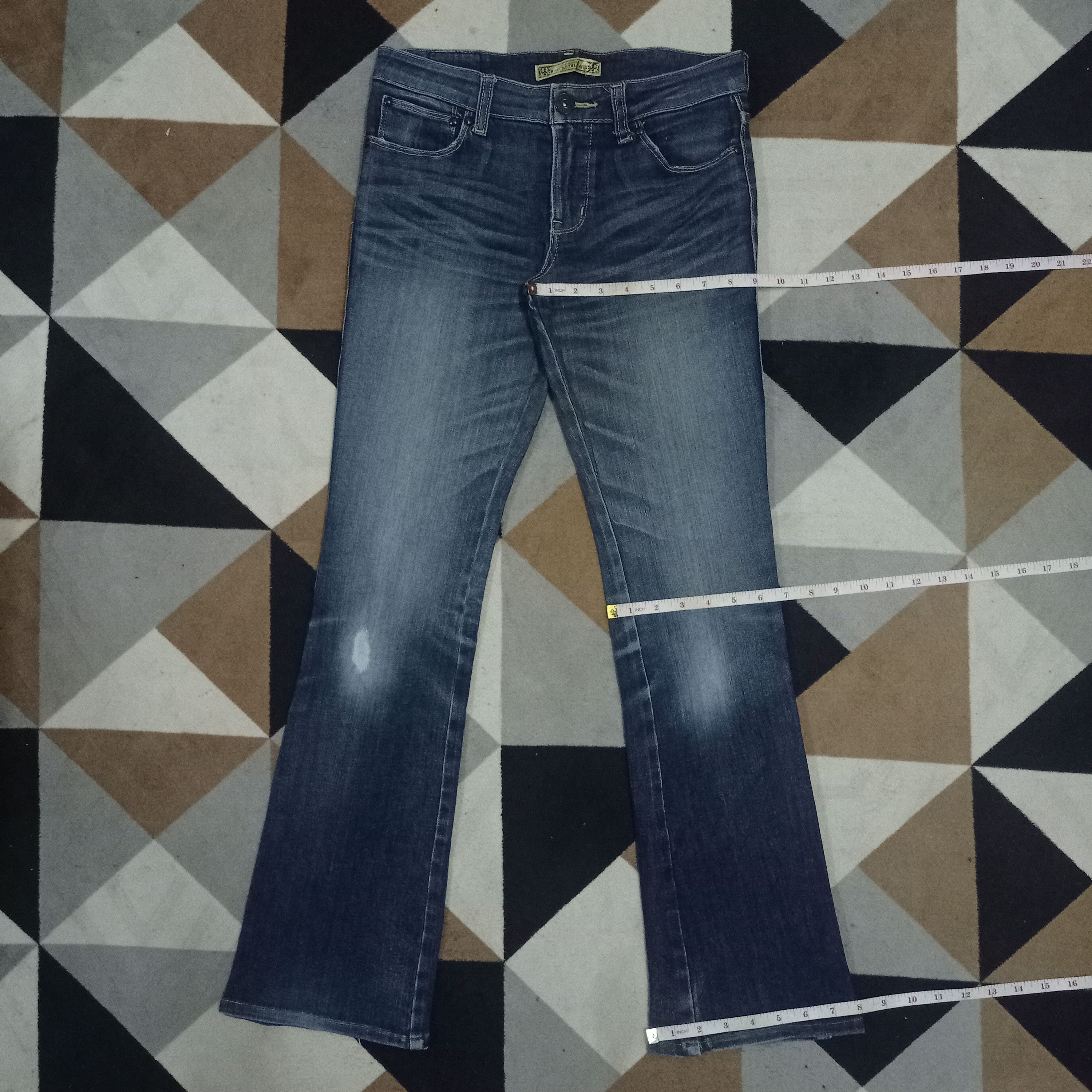 Japanese Brand Vintage Japanese Brand Blue Wash Flare Jeans Size 30" / US 8 / IT 44 - 10 Thumbnail