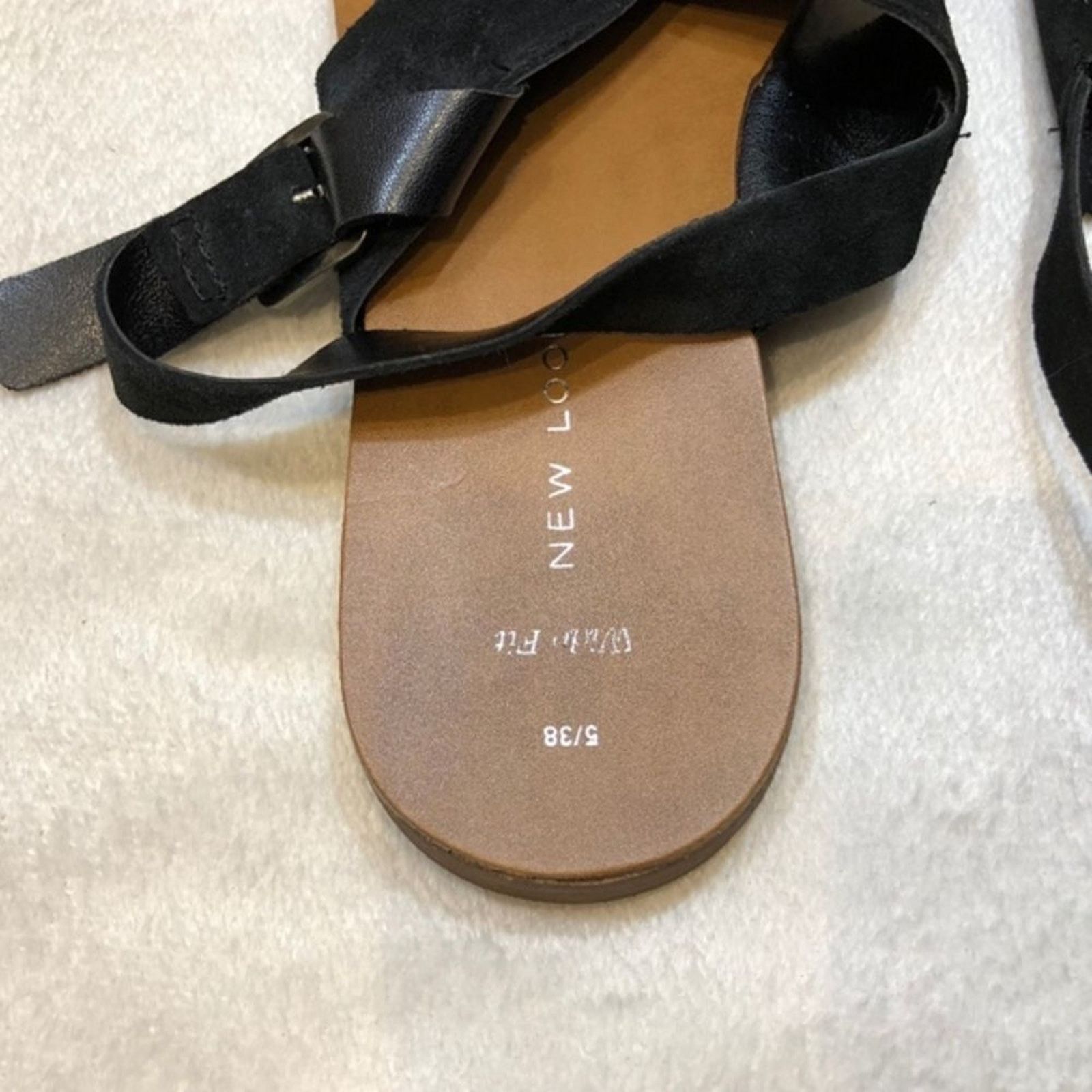 New Look New Look Black Cross Strap Peep Toe Sandals | Sz 7.5 (38) Size US 7.5 / IT 37.5 - 3 Thumbnail