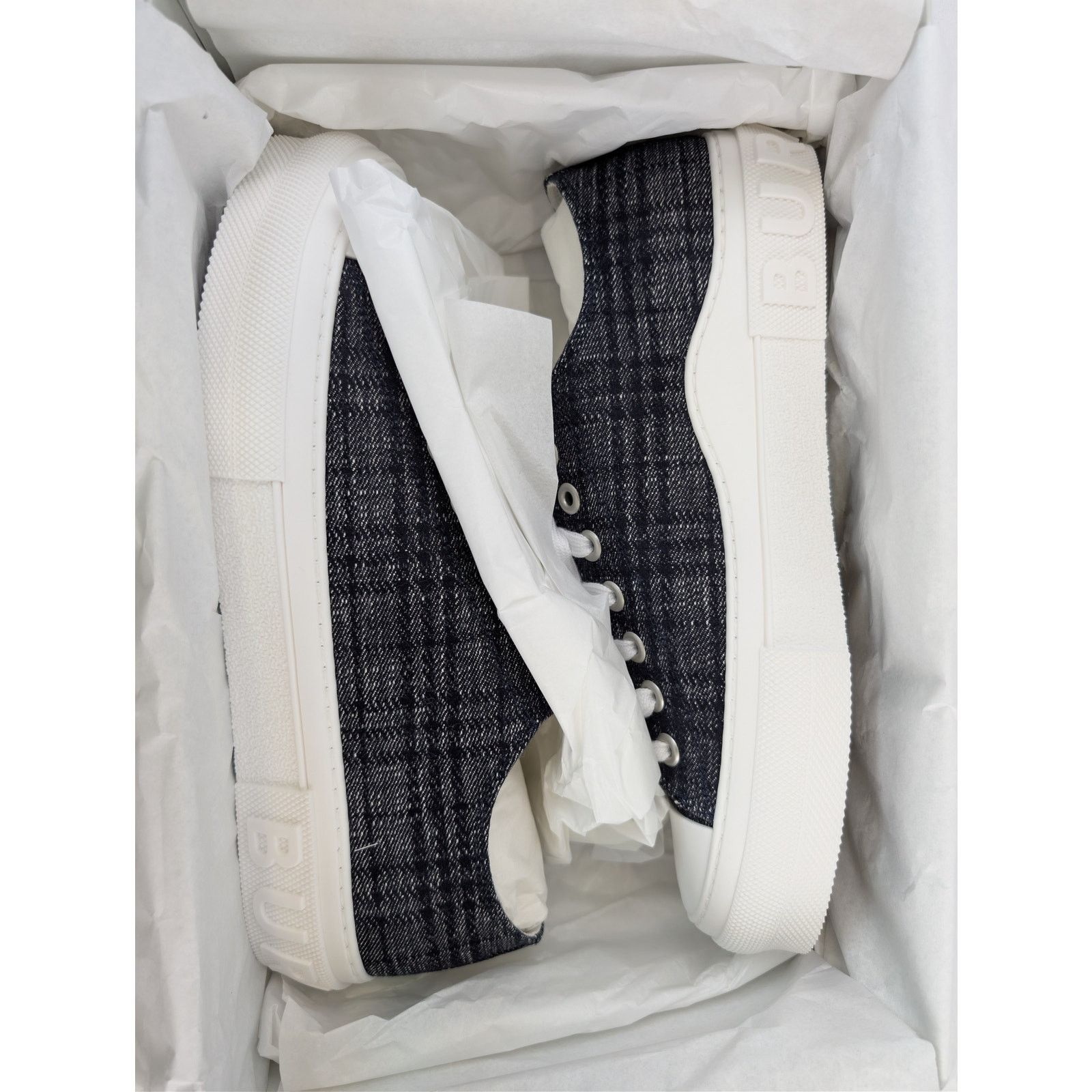 Burberry o1rshd1 Jack Check denim low-top sneakers white rubber sole Size US 12 / EU 45 - 22 Thumbnail