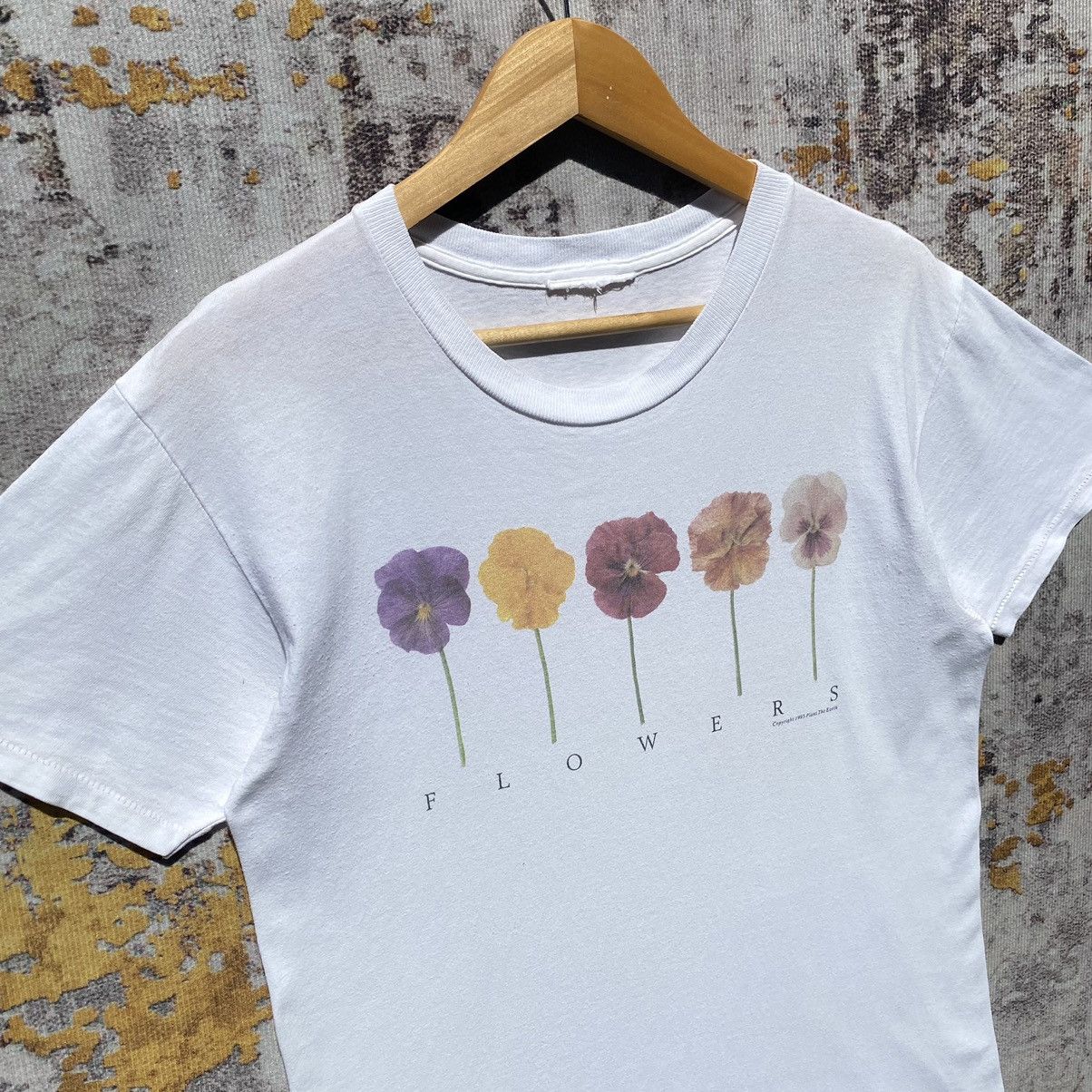 Vintage Vintage 1995 Flower Plant The Earth Art Shirt Size US S / EU 44-46 / 1 - 4 Thumbnail