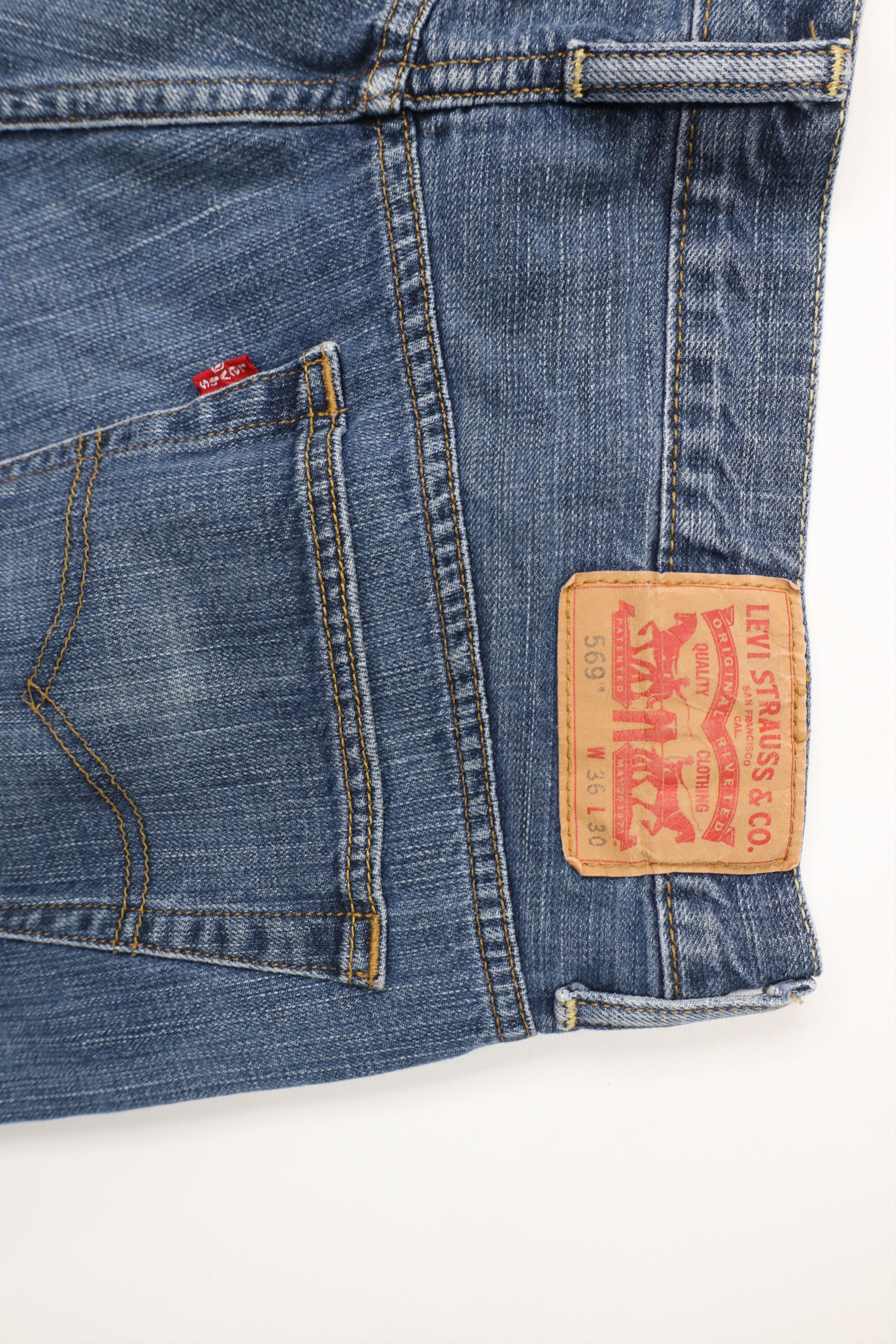 Levi's × Vintage Vintage Y2K Levis 569 Loose Fit Straight Wide Leg Jeans Size US 36 / EU 52 - 13 Thumbnail