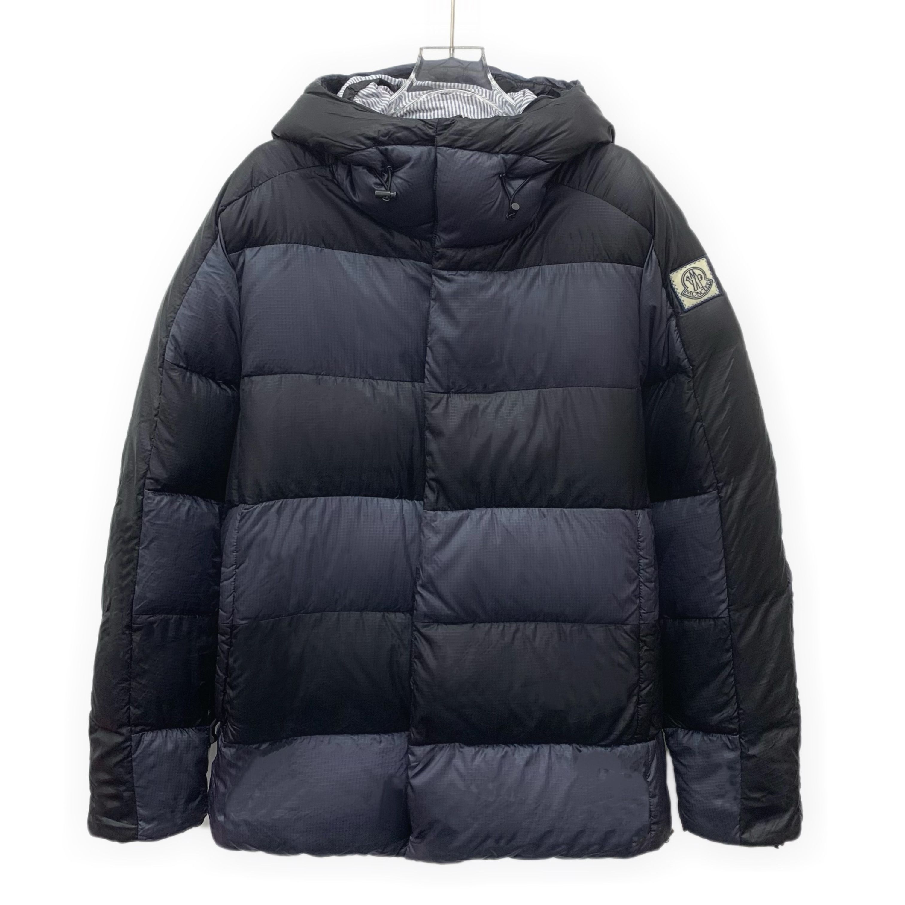Moncler Moncler Navy Logo Down Jacket (Size 4L) Size US XXL / EU 58 / 5 - 1 Thumbnail
