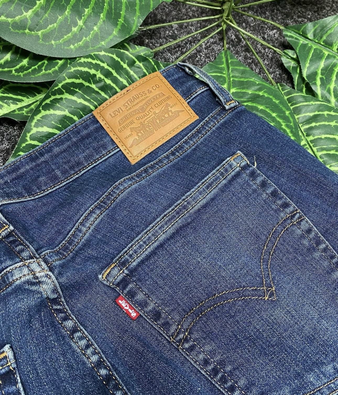 Levi's Levis Premium Womans Jeans W32 x L30 Size 32" / US 10 / IT 46 - 2 Thumbnail