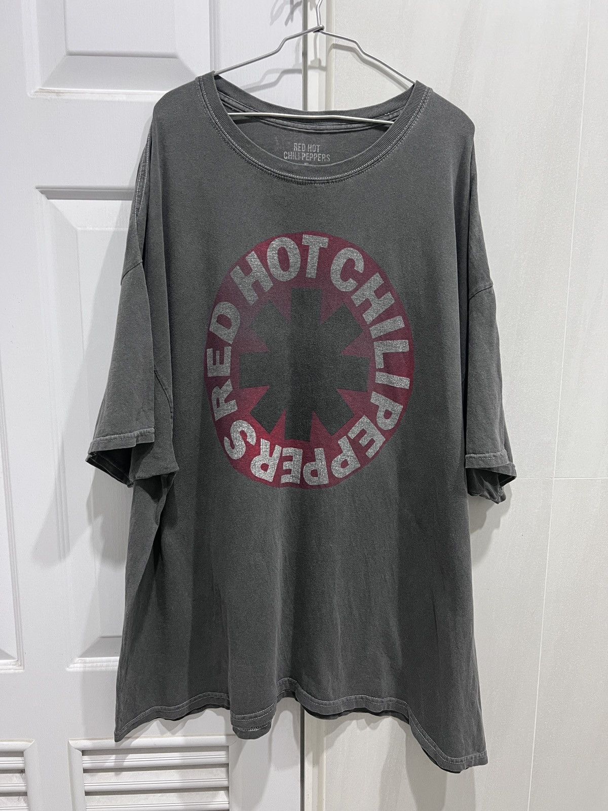 Band Tees Red Hot Chili Peppers Promo Tee 2XL Faded Size US XXL / EU 58 / 5 - 1 Thumbnail