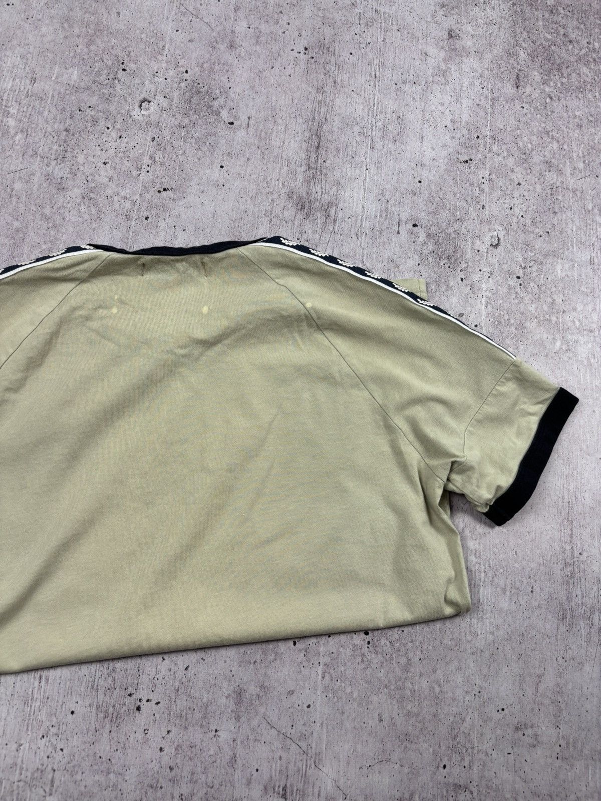 Fred Perry Fred Perry t shirt with lamps size Small Size US S / EU 44-46 / 1 - 4 Thumbnail