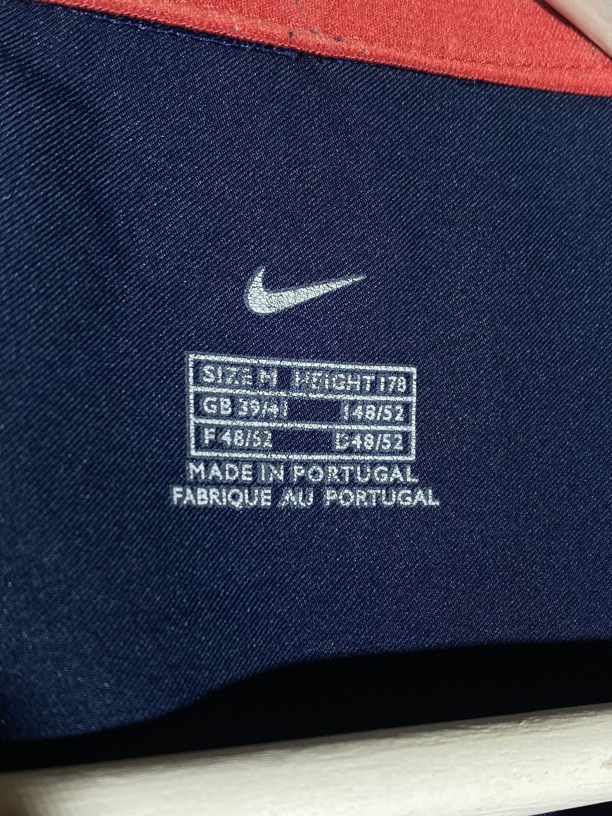 Nike 🔥 ARSENAL 2000S NIKE JERSEY HYPNOSIS VINTAGE BERGKAMP VIBES Size US M / EU 48-50 / 2 - 22 Thumbnail