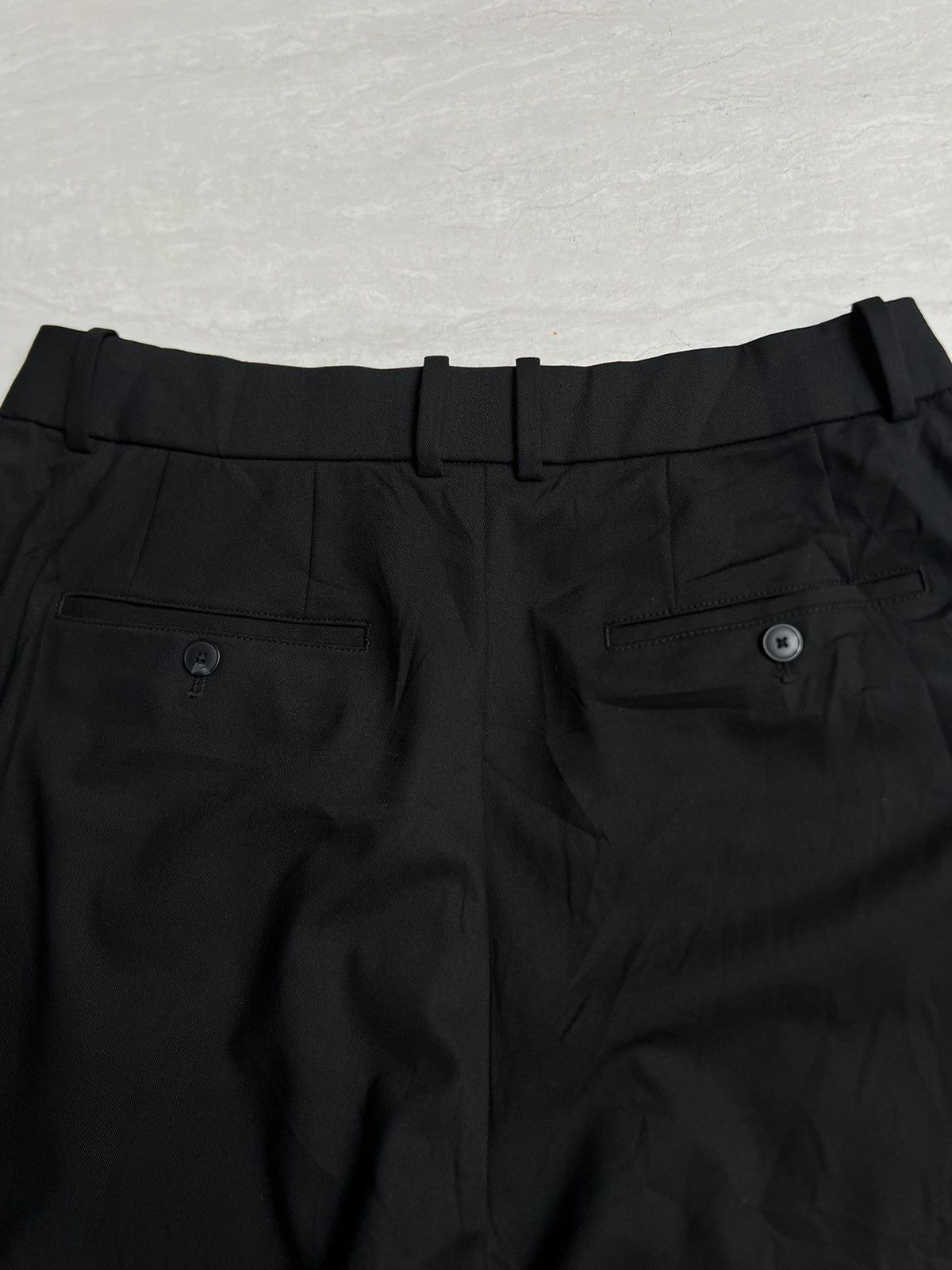 Uniqlo Uniqlo Black Long Pants Size US 31 - 7 Thumbnail