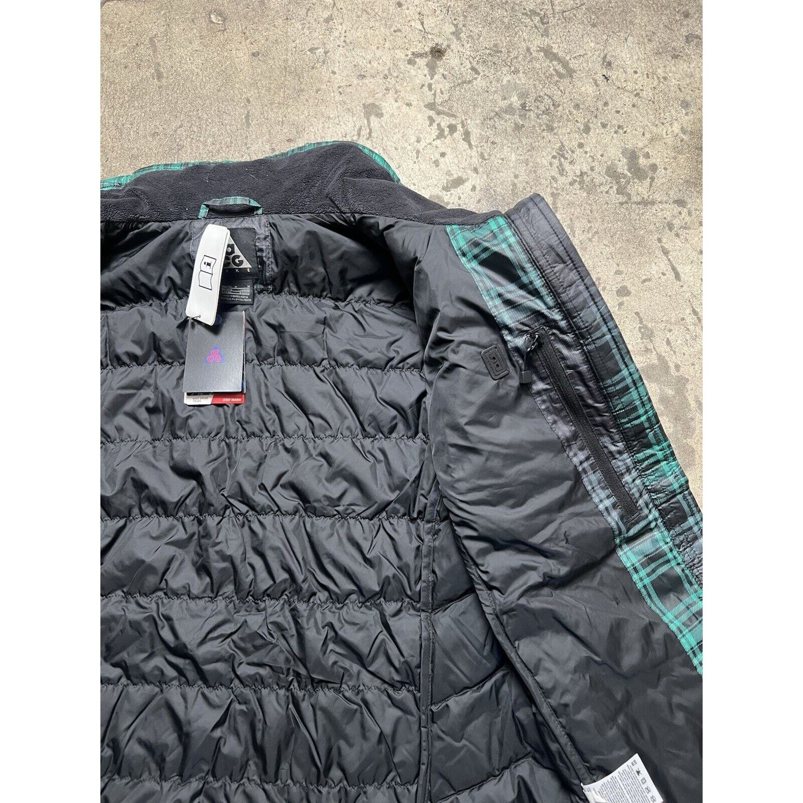 Nike ACG Vintage 2010 Nike Tartan Down Fill Puffer Jacket Women’s M Size M / US 6-8 / IT 42-44 - 8 Thumbnail