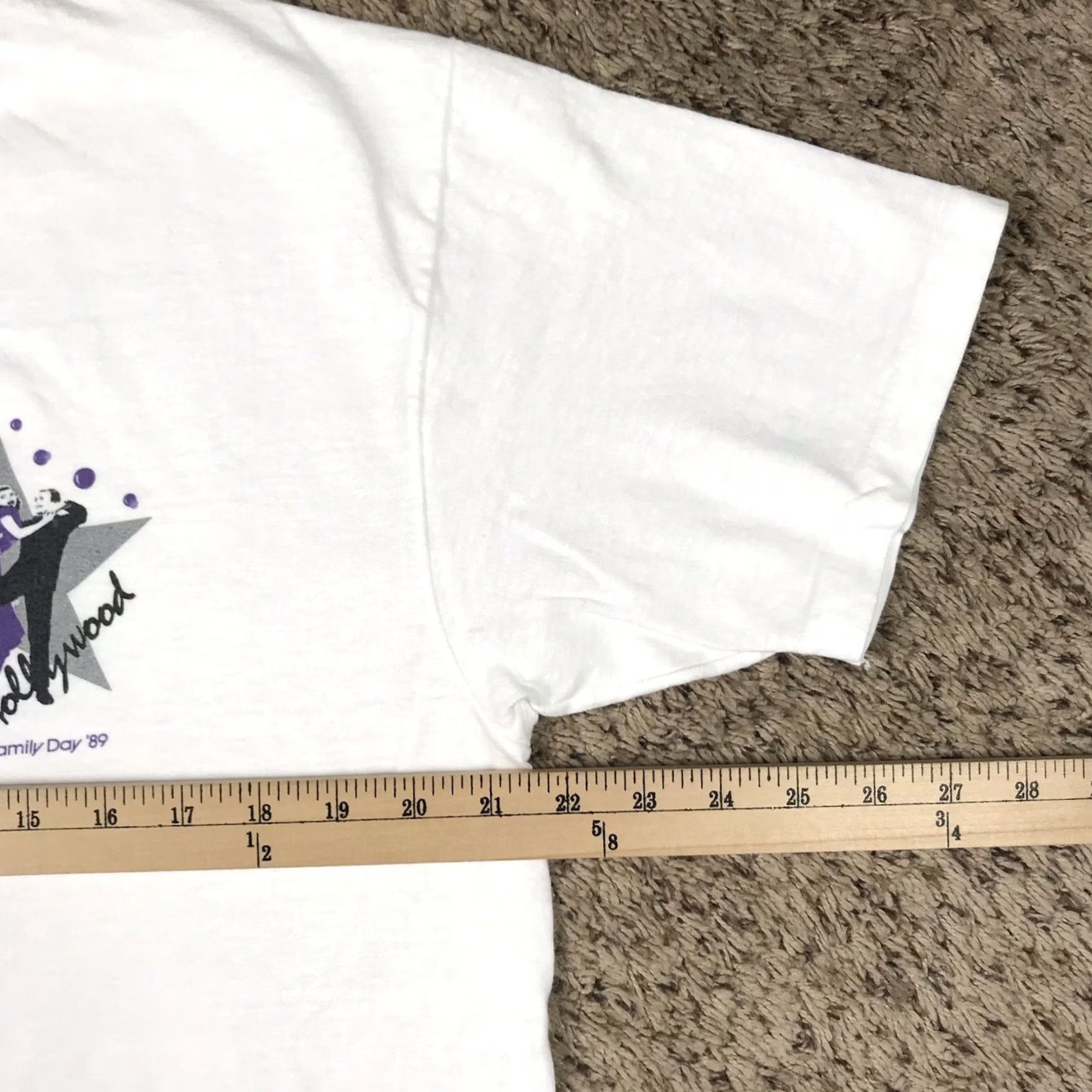 Hanes VINTAGE Hanes T-Shirt Single Stitch 80s White Crew Neck Short Sleeve Large Graphic Tee 1989 Hollywood Dance Mens/Womens Size US L / EU 52-54 / 3 - 7 Thumbnail