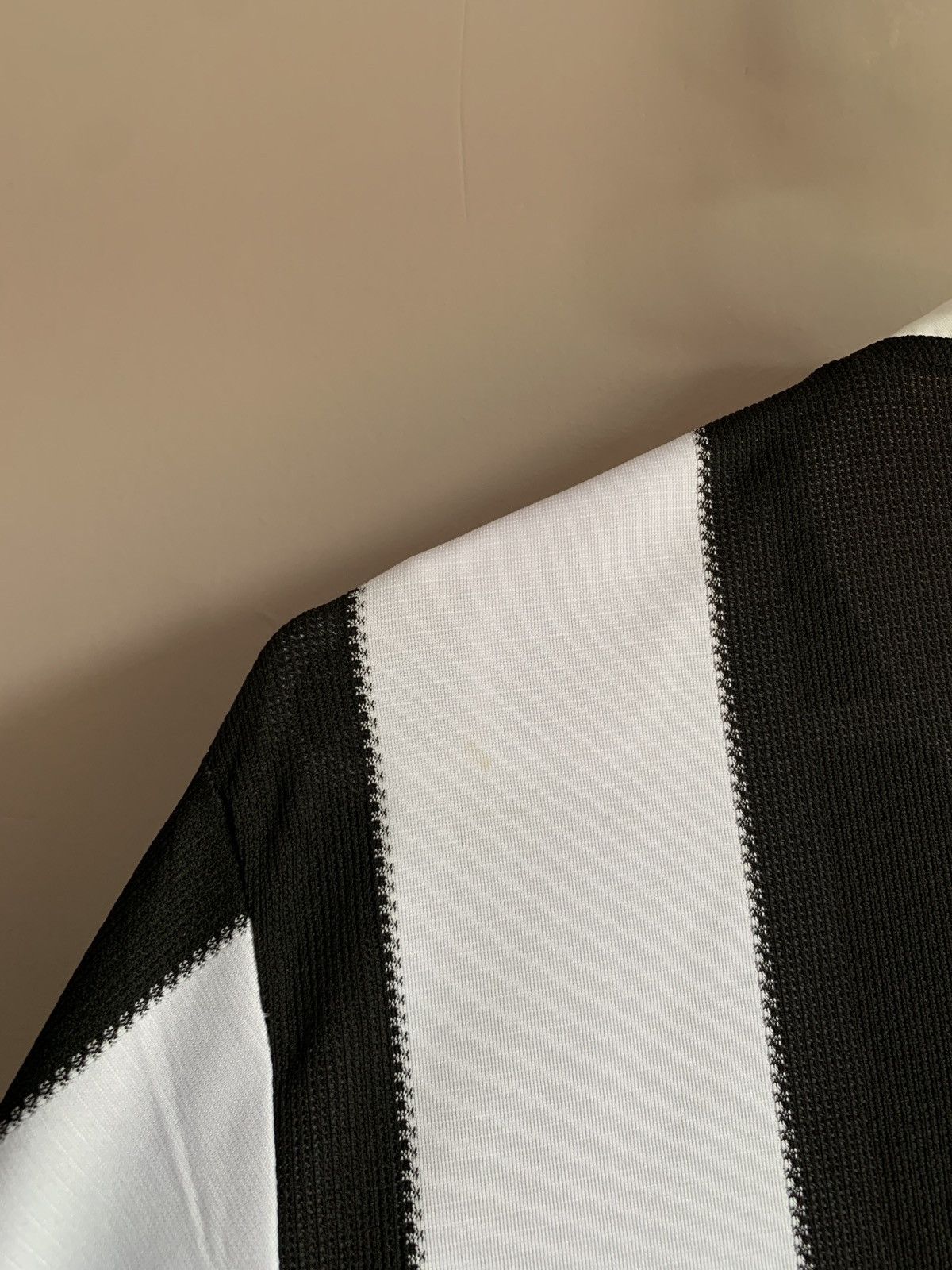 Vintage Newcastle United 1995 Home Football Shirt Retro Score Draw L Size US L / EU 52-54 / 3 - 7 Thumbnail