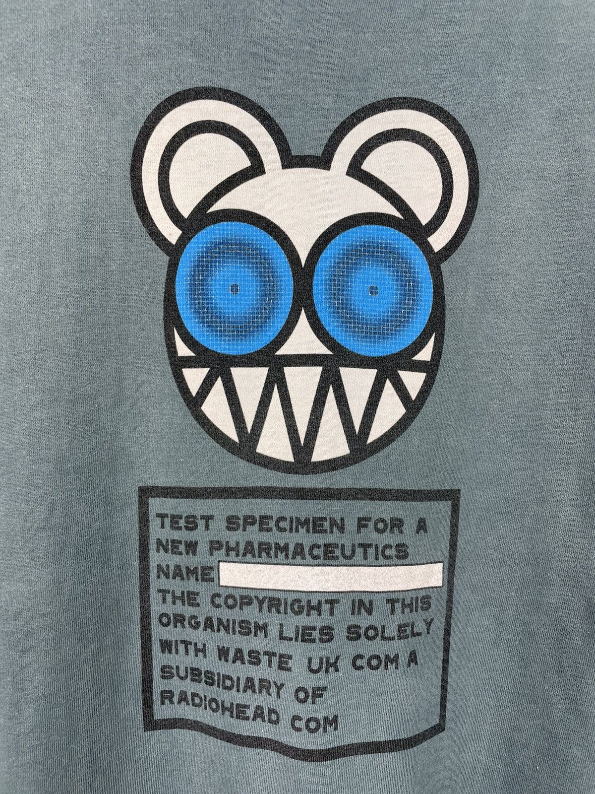 Band Tees Vintage 90s Radiohead britpop band promo t shirt Size US L / EU 52-54 / 3 - 4 Thumbnail