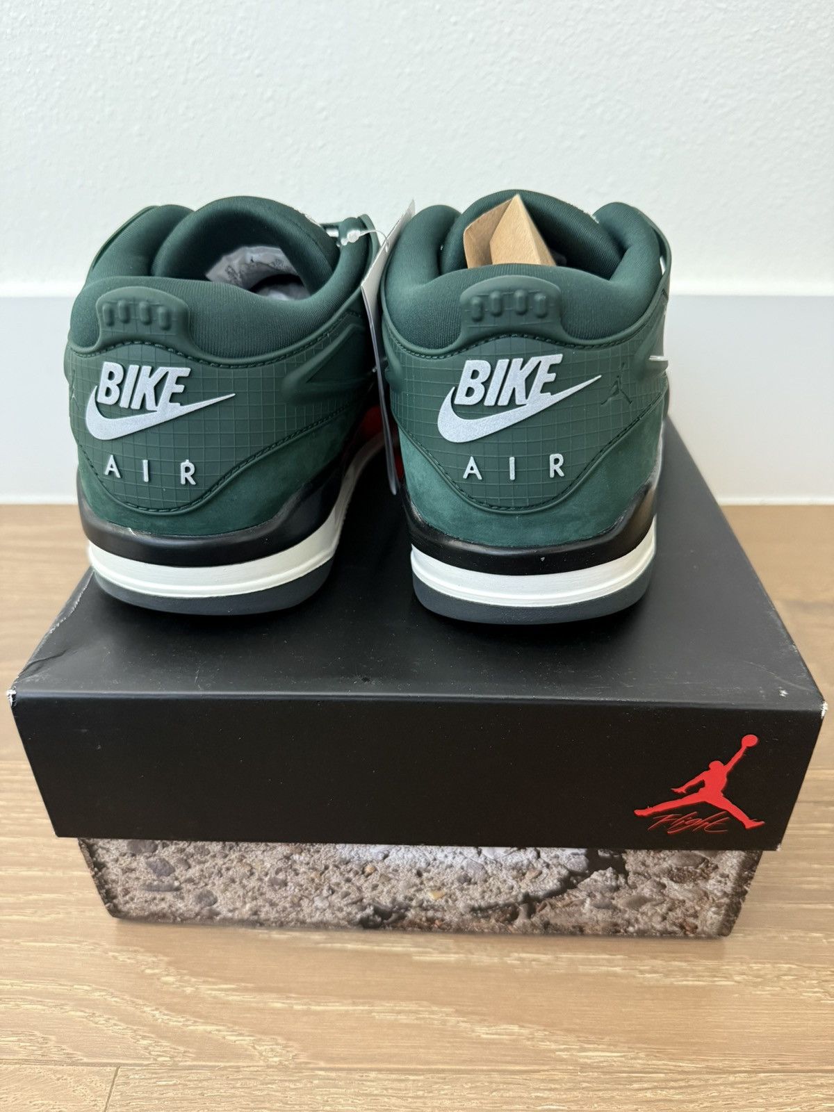 Jordan Brand Jordan 4 RM SP Nigel Sylvester Grandma's Driveway 8.5 Mens Size US 8.5 / EU 41-42 - 3 Thumbnail