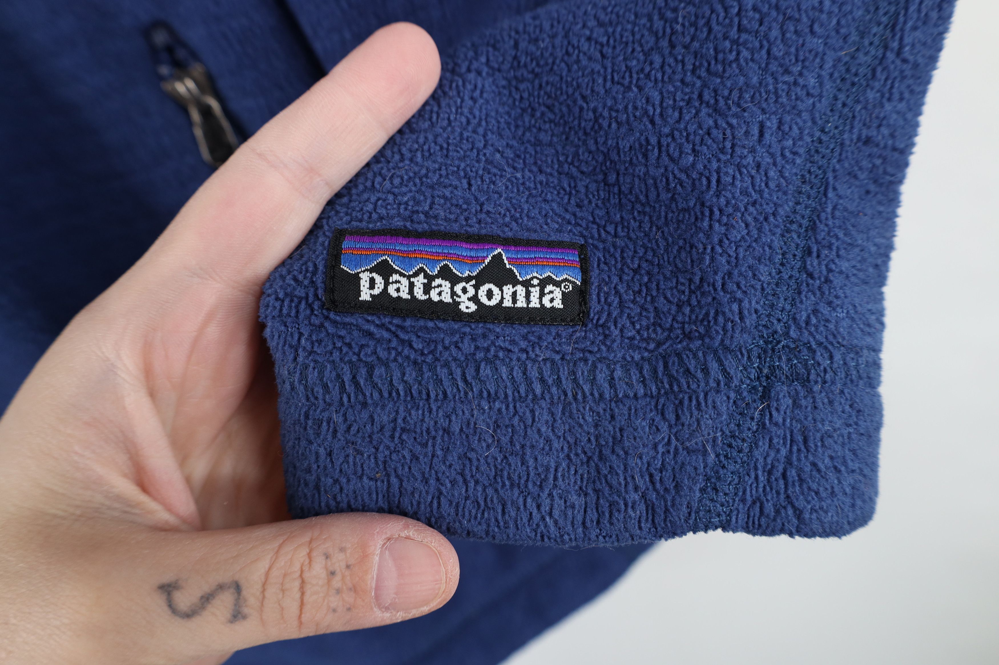Patagonia Vintage Patagonia Spell Out Full Zip Fleece Jacket Blue Size US S / EU 44-46 / 1 - 4 Thumbnail