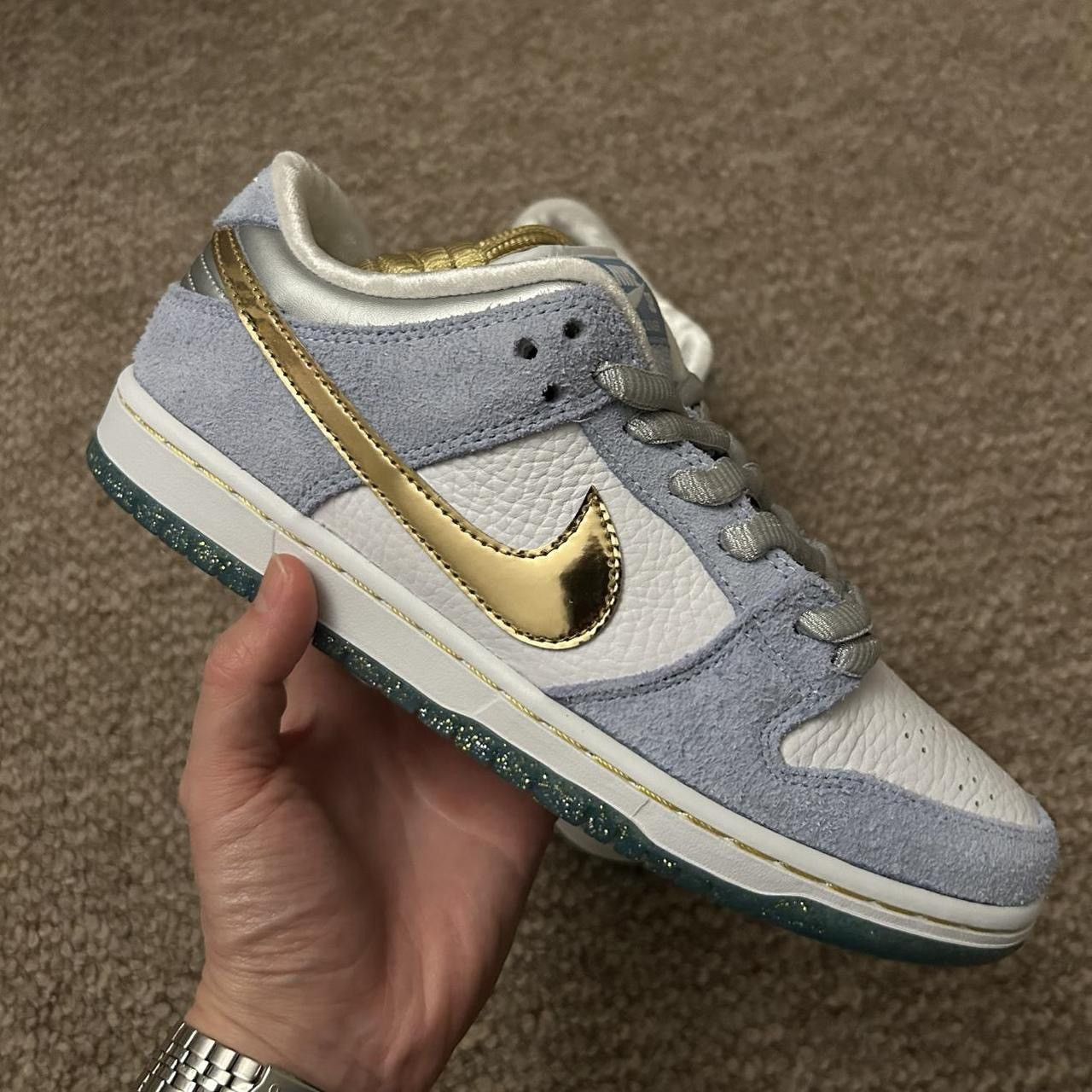 Nike SB 2020 Nike SB Sean Cliver Dunk Low Size US 8 / EU 41 - 2 Thumbnail