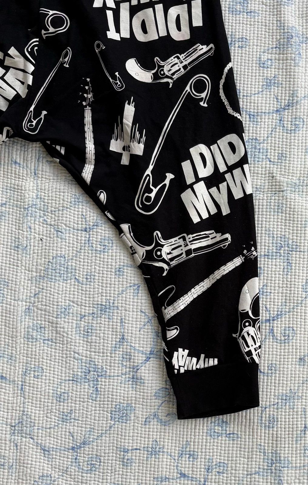 Japanese Brand Lovees Rock Harem Pant Full Print Design Size US 26 / EU 42 - 13 Thumbnail