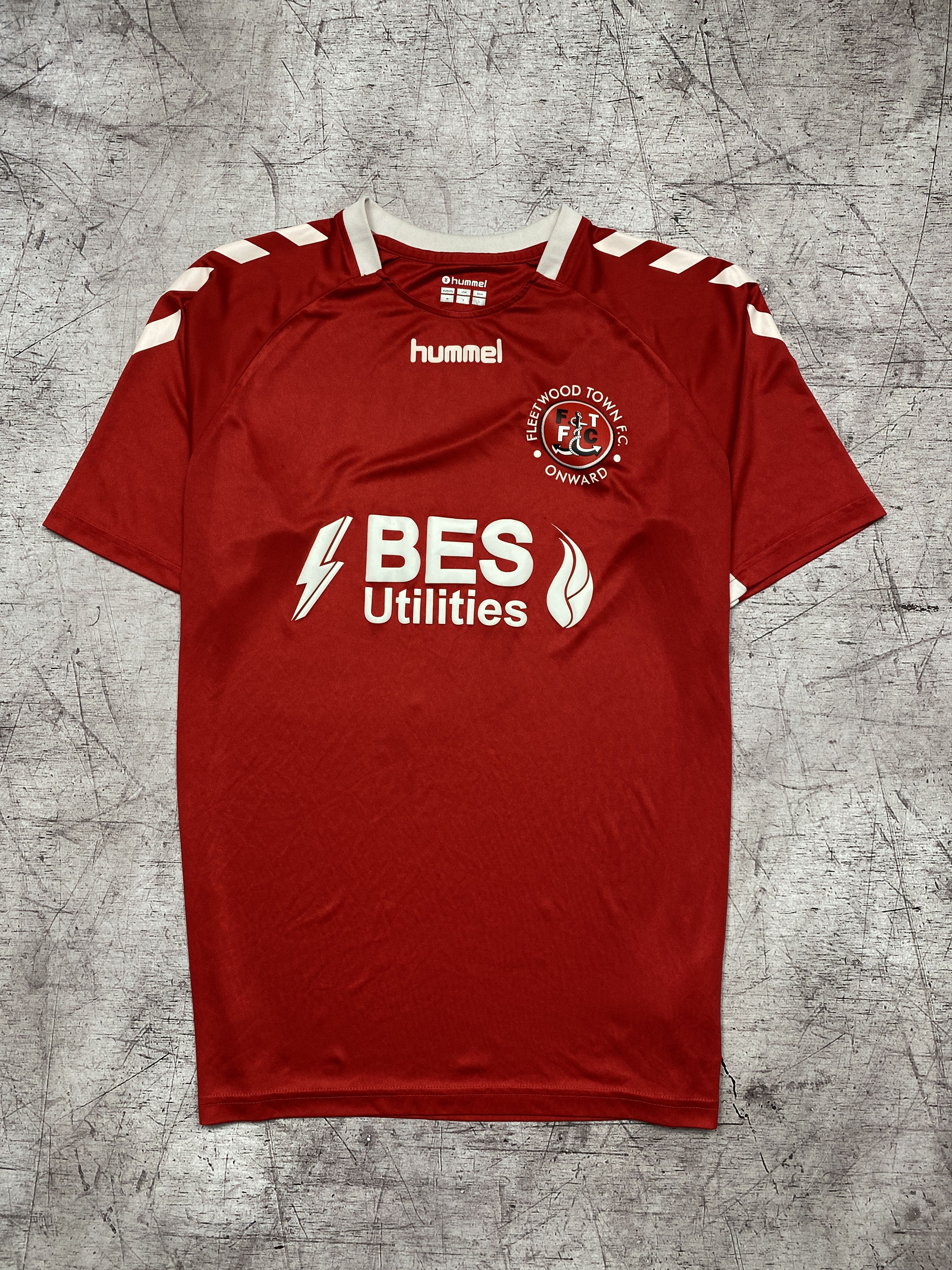 Hummel × Vintage Hummel Fleetwood Town F. C. Vintage Mens Soccer Jersey Size US S / EU 44-46 / 1 - 1 Thumbnail