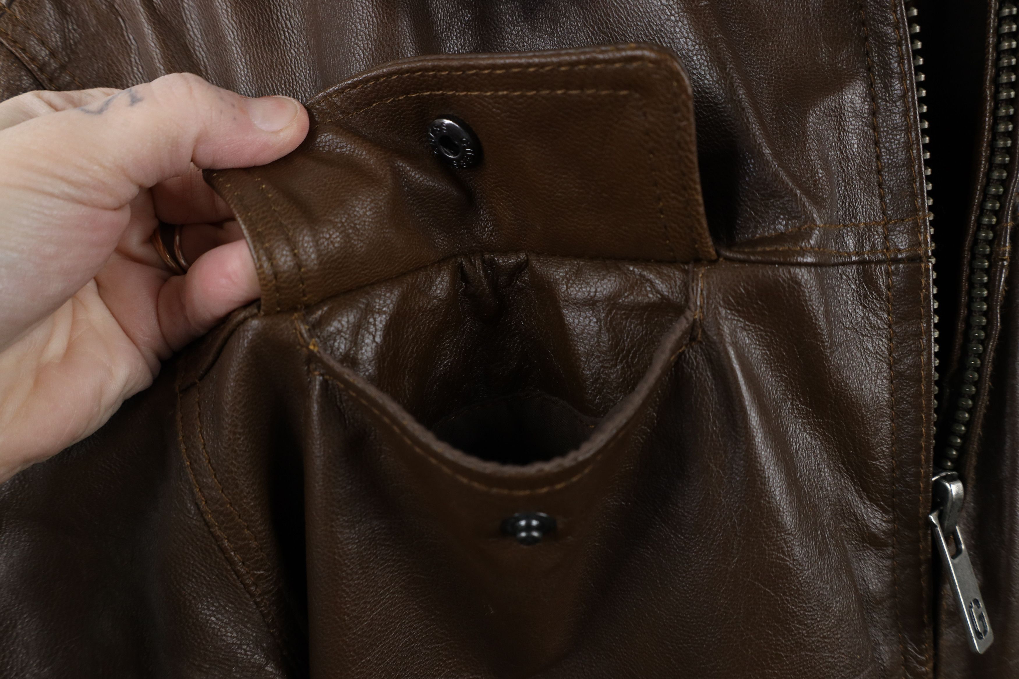 Guess × Vintage Vintage 90s Guess Lined Leather Bomber Jacket Brown Size US M / EU 48-50 / 2 - 7 Thumbnail