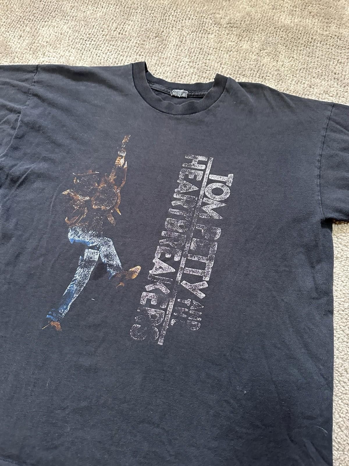 Band Tees Vintage Tom Petty & Heartbreakers 1992 T-Shirt Size US XL / EU 56 / 4 - 3 Thumbnail