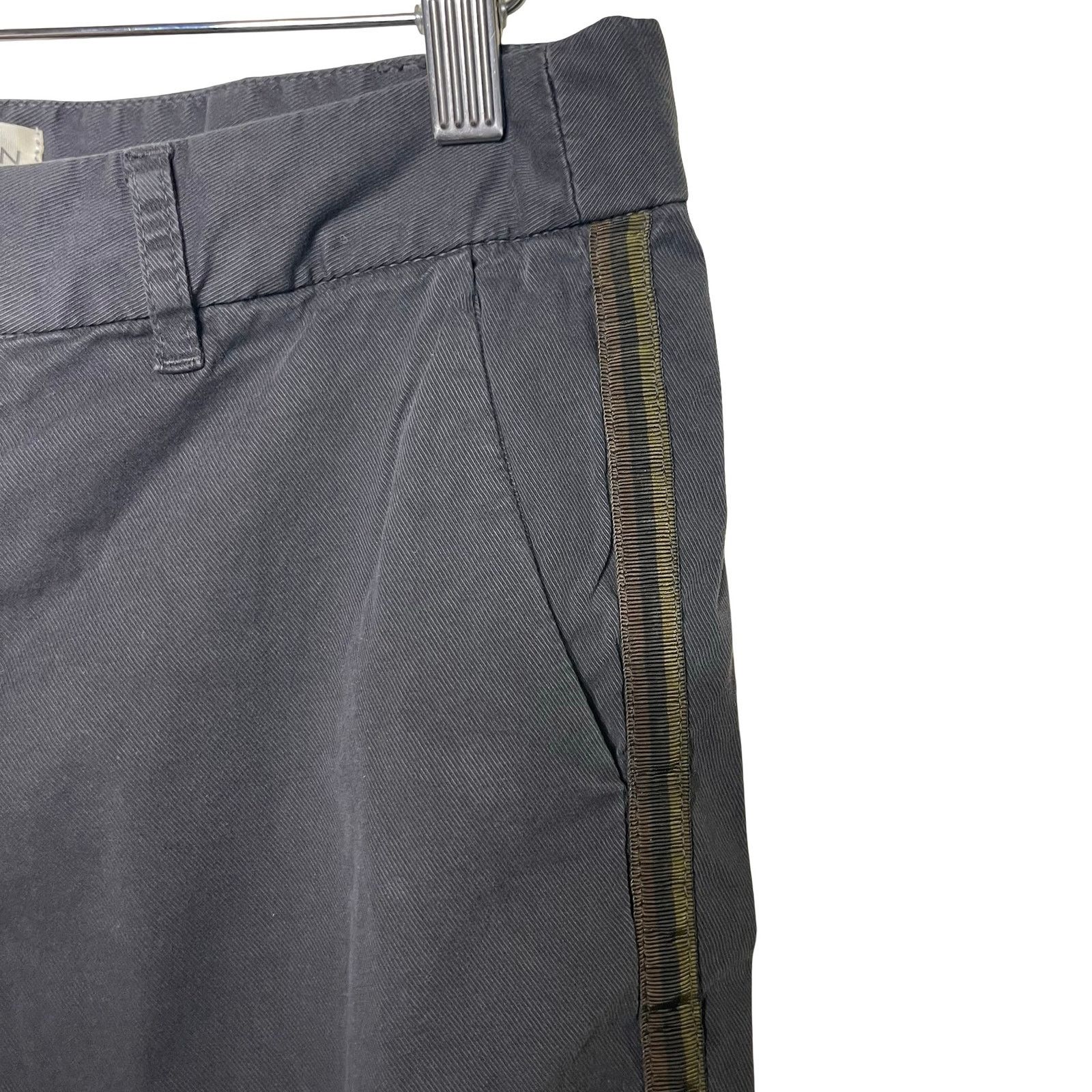 Nili Lotan Nili Lotan grey cropped pants with green side stripe sz 4 Size 27" / US 4 / IT 40 - 6 Thumbnail