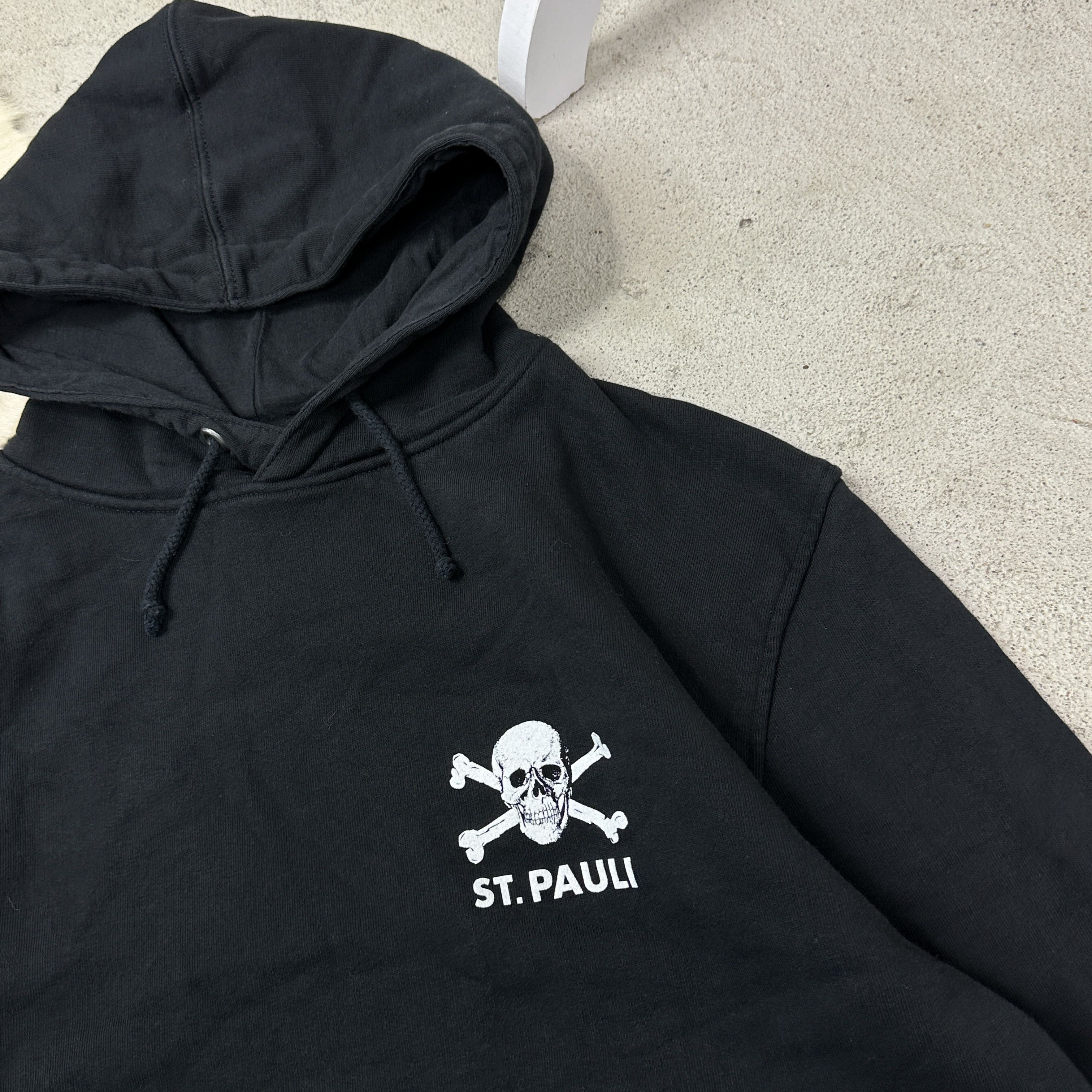Vintage Vintage Streetwear Sporty Skater Skull St Pauli Hoodie Y2K Size US L / EU 52-54 / 3 - 4 Thumbnail