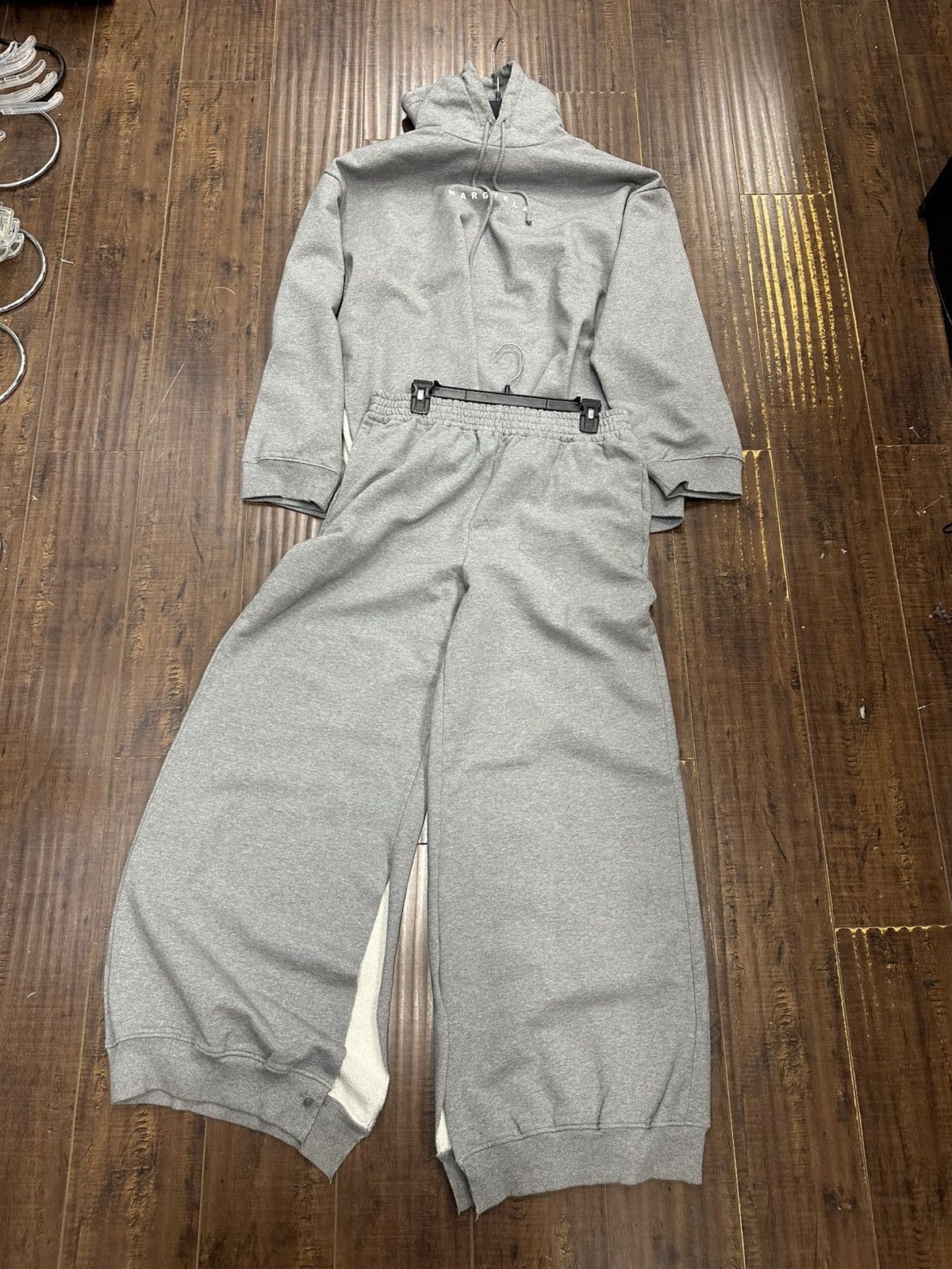 Maison Margiela MM6 Maison Margiela SSENSE Exclusive Hoodie SWEATPANTS SET Size US XL / EU 56 / 4 - 1 Thumbnail