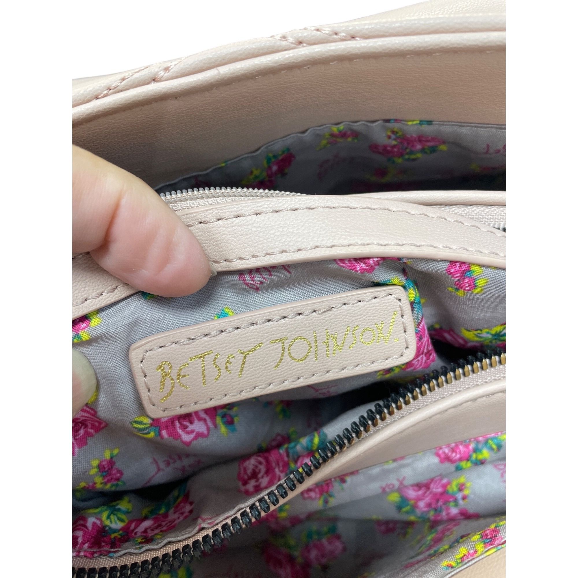Betsey Johnson Betsey Johnson Size ONE SIZE - 15 Thumbnail