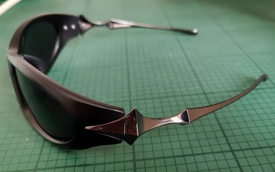 Electric Visual × Vintage Retro punk rock rave electro pop sunglasses Size ONE SIZE - 4 Thumbnail