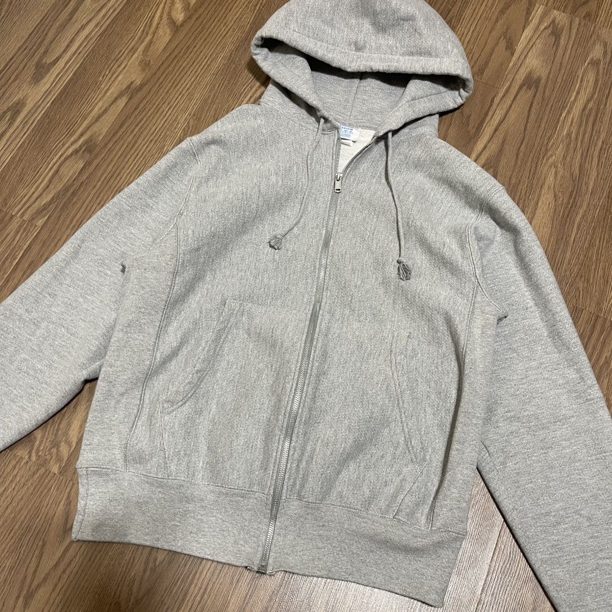 Champion Rare Grey Champion reverse weave hoodie medium Size US M / EU 48-50 / 2 - 3 Thumbnail
