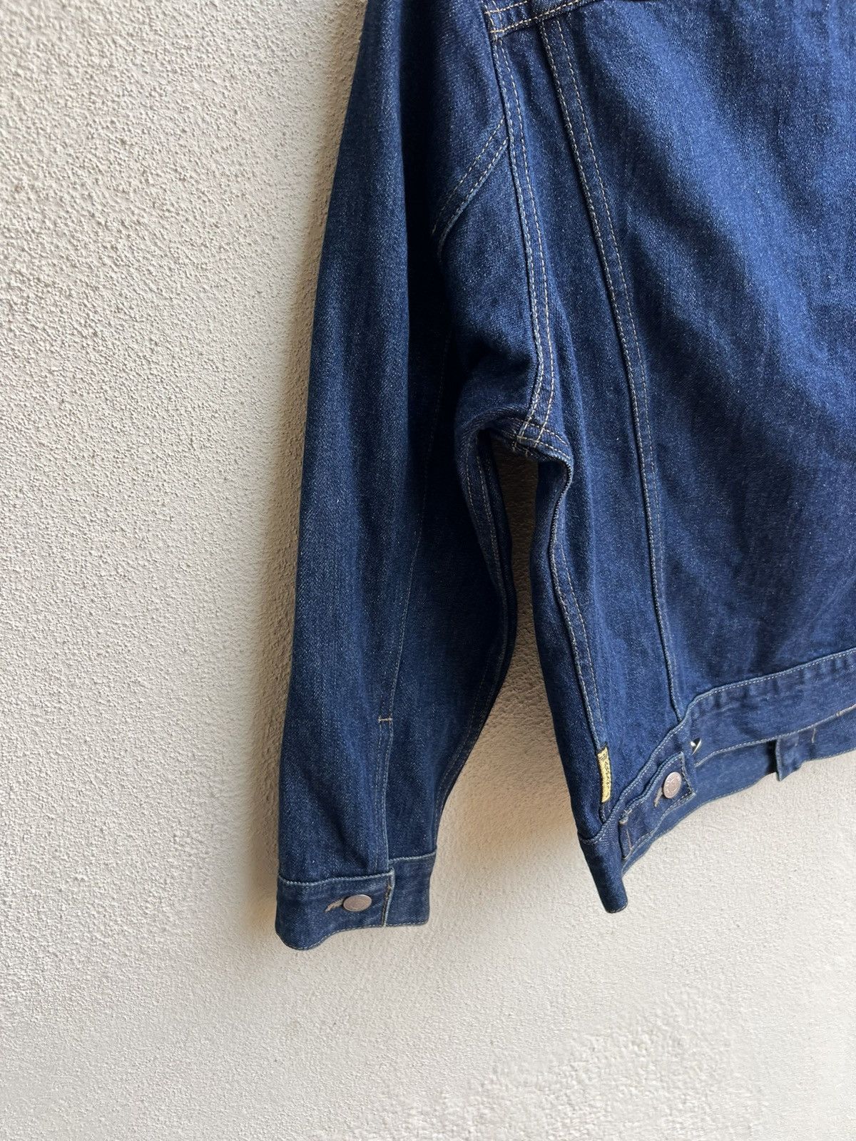 Armani AJ Armani Jeans Indigo 002 Series Denim Trucker Jacket Size US M / EU 48-50 / 2 - 15 Thumbnail