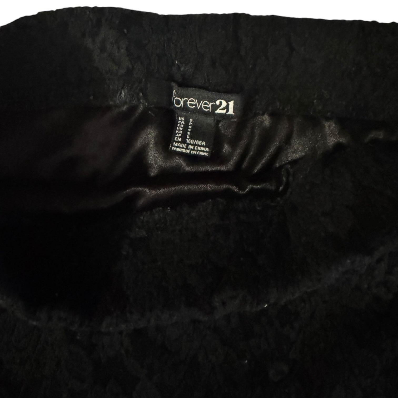 Forever 21 Forever 21 Women’s Black Lace Pencil Skirt – Small Size 26" / US 2 / IT 38 - 2 Thumbnail