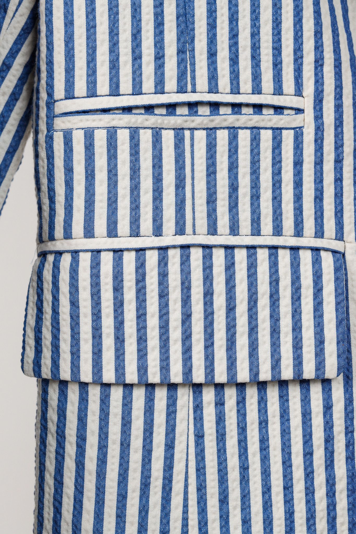 SMYTHE Smythe Blue Seersucker Striped Taped Peak Lapel Blazer Size M / US 6-8 / IT 42-44 - 7 Thumbnail