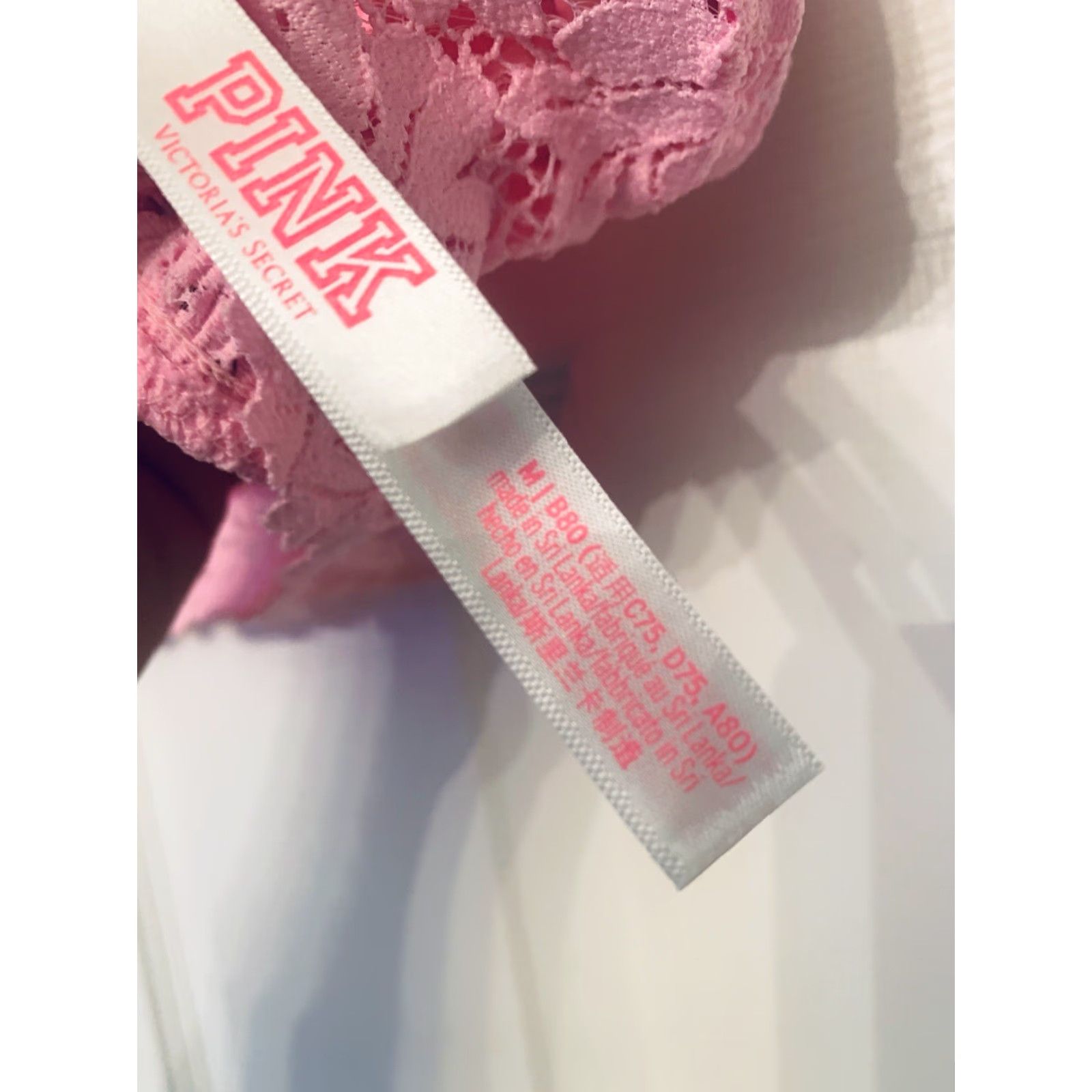 Victoria's Secret VINTAGE Victoria's Secret PINK Bralette Womens Medium Pink Lace Floral Trim Padded Bralette Women M Pink Lace Floral Padded Bag Not Applicable Size ONE SIZE - 5 Thumbnail