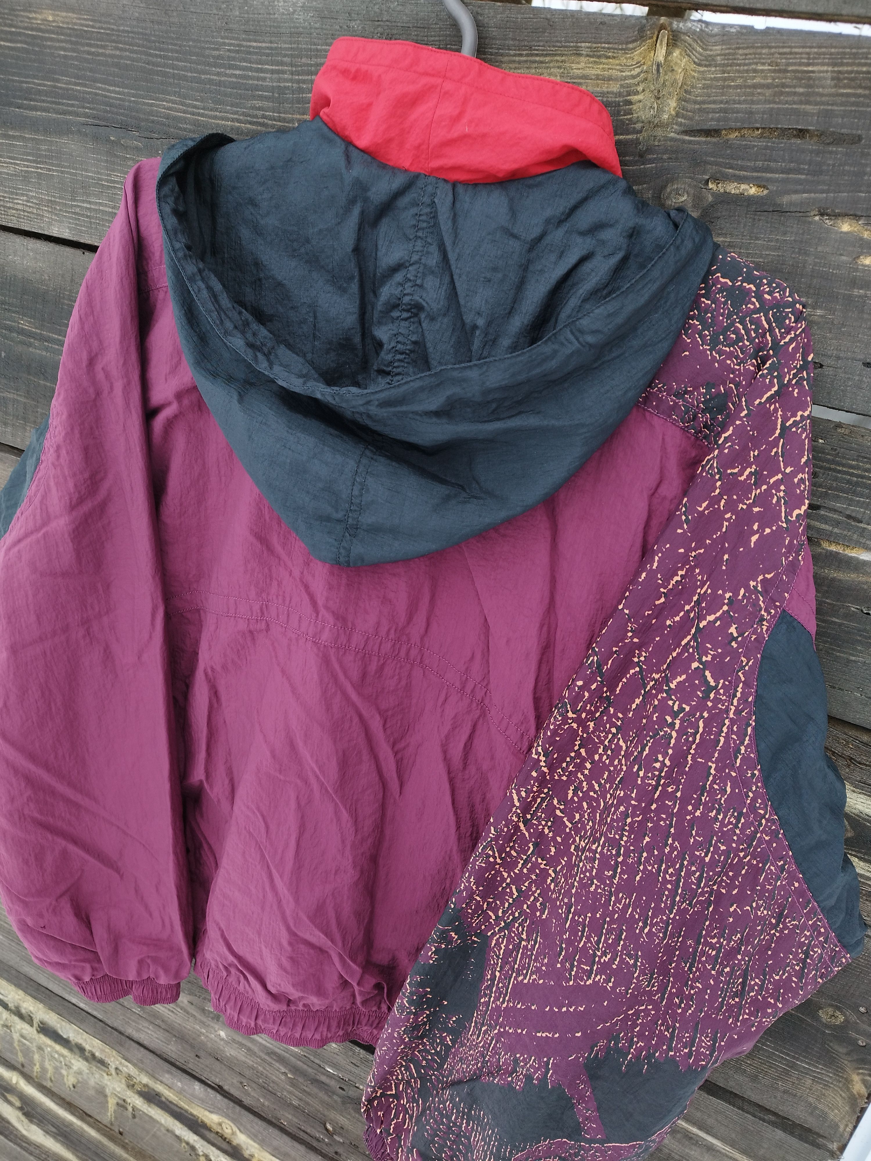 Nike RARE 90s Vintage Nike Graphic Anorak Nylon jacket – Size L Size US L / EU 52-54 / 3 - 12 Thumbnail