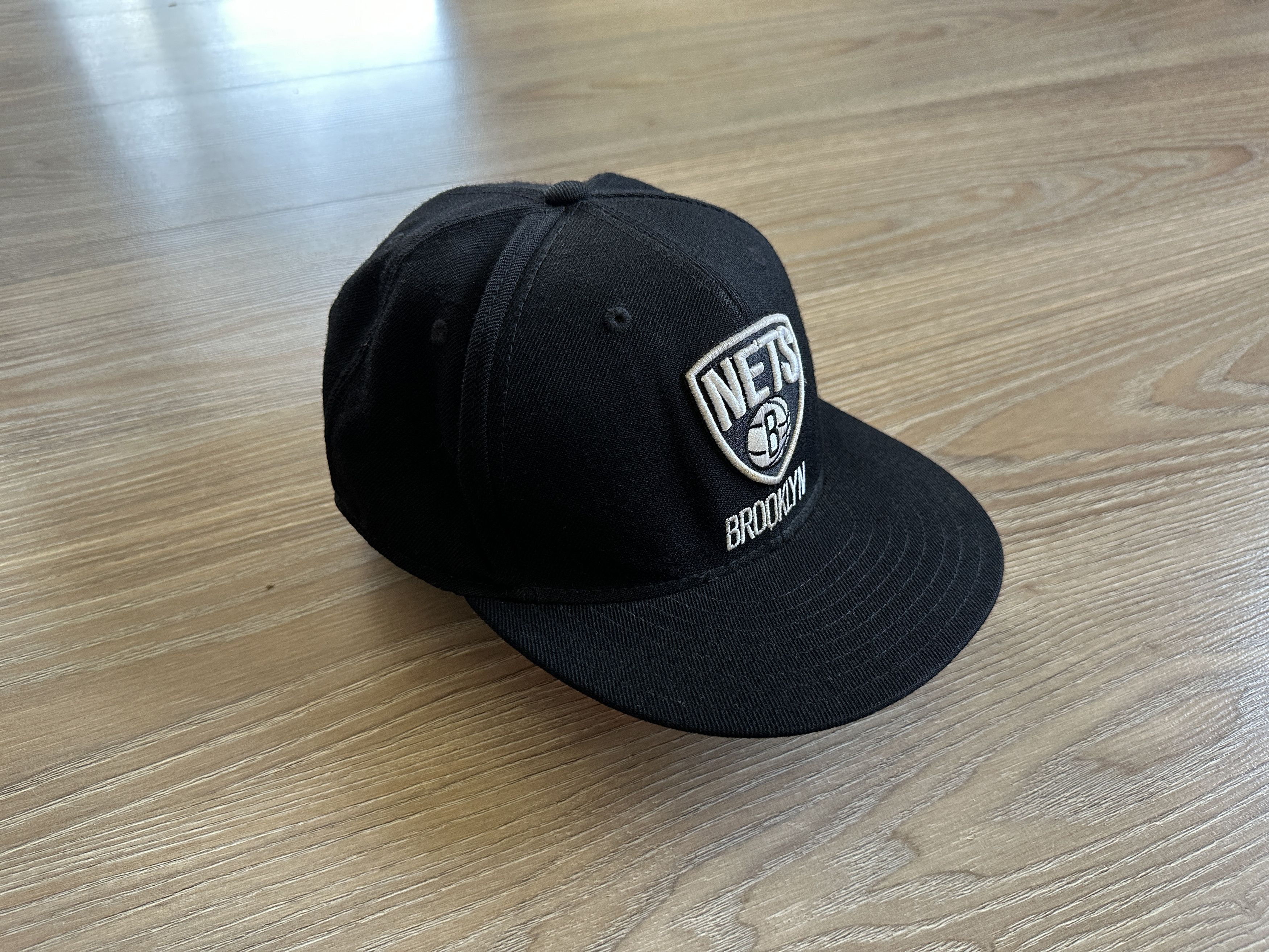 Adidas × NBA Adidas Men’s Brooklyn Nets Black Snapback Hat Size ONE SIZE - 4 Thumbnail