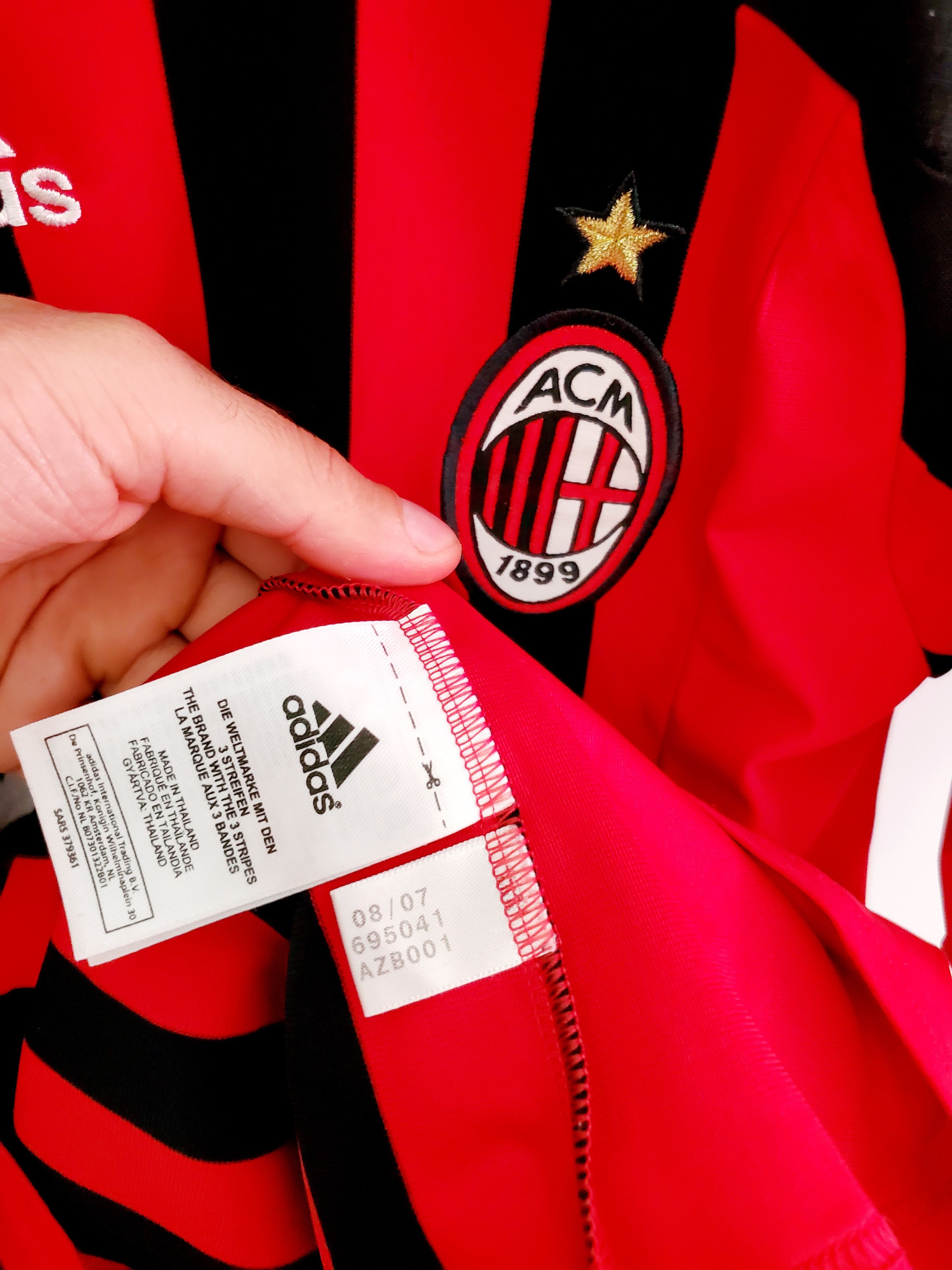 Adidas × Vintage Vintage 2007-08 AC Milan Home Shirt Kaka #22 soccer jersey S Size US S / EU 44-46 / 1 - 5 Thumbnail