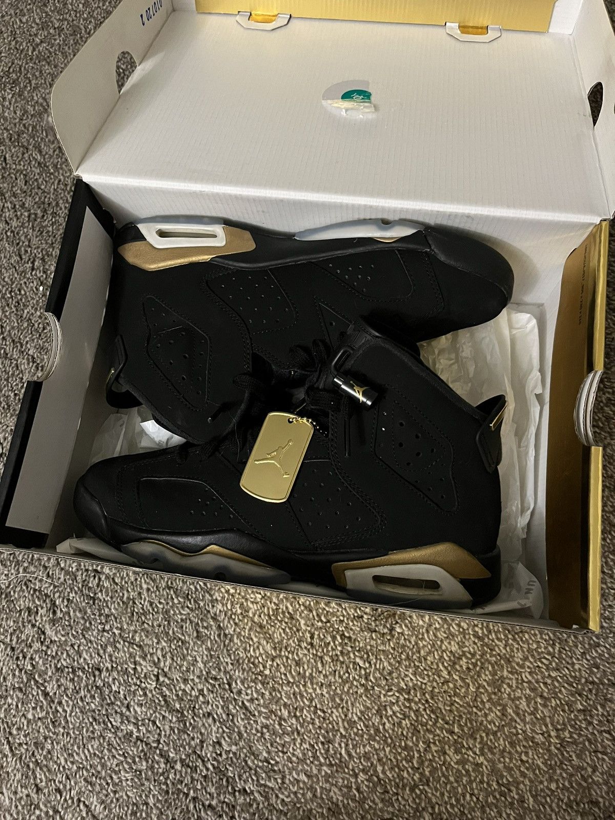 Jordan Brand Jordan 6 DMP (GS) Size US 6 / EU 39 - 1 Thumbnail