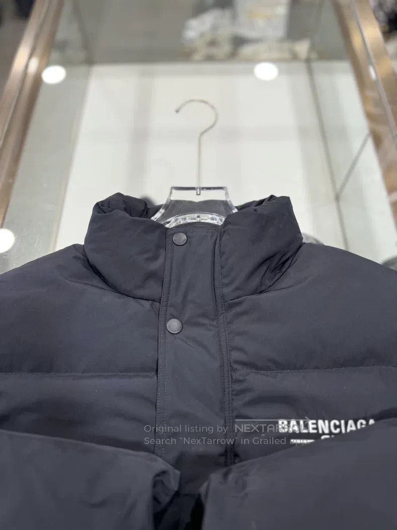 Balenciaga Balenciaga Embroidered Letter Down Jacket Size US S / EU 44-46 / 1 - 6 Thumbnail