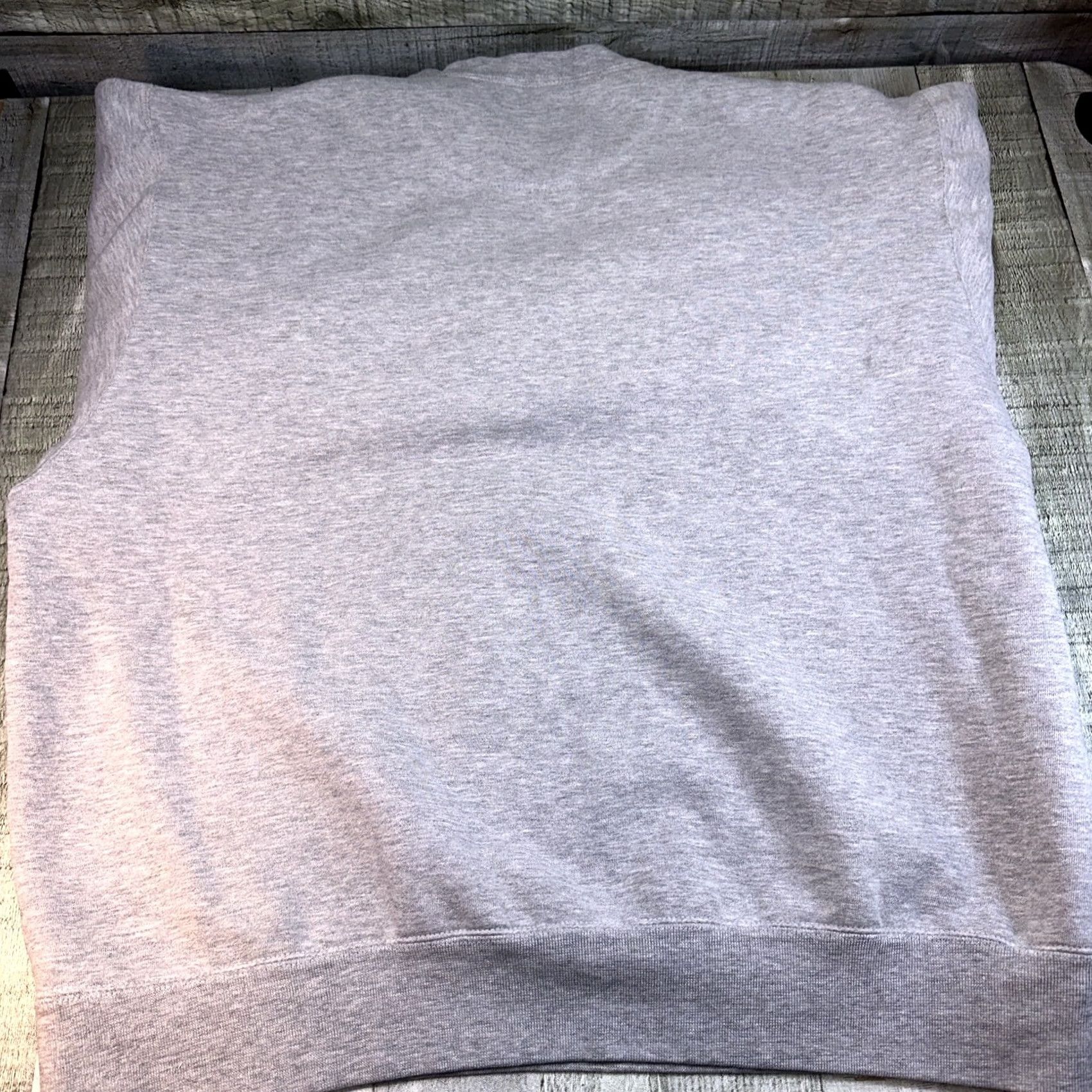 Nike VINTAGE Nike Sweatshirt 90s Embroidered Swoosh On Spl 28 Tag Men XL Gray Pullover Size US XL / EU 56 / 4 - 8 Thumbnail