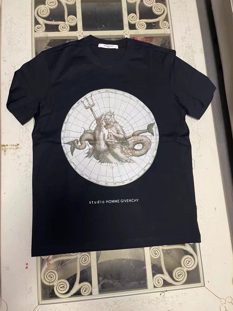 Givenchy Givenchy Short-sleeved T-shirt, Sea God Trident Size US XS / EU 42 / 0 - 1 Thumbnail