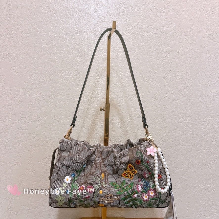 Coach Faye Shoulder Bag With Floral Embroidery CDZ02 Size ONE SIZE - 1 Thumbnail