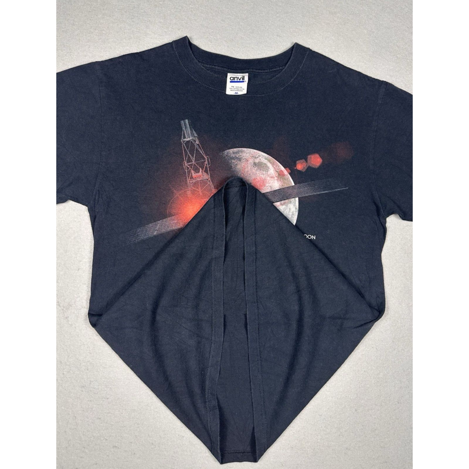 Anvil Roger Waters Dark Side Moon World Tour Shirt Sz M Pink Floyd Size US M / EU 48-50 / 2 - 4 Thumbnail