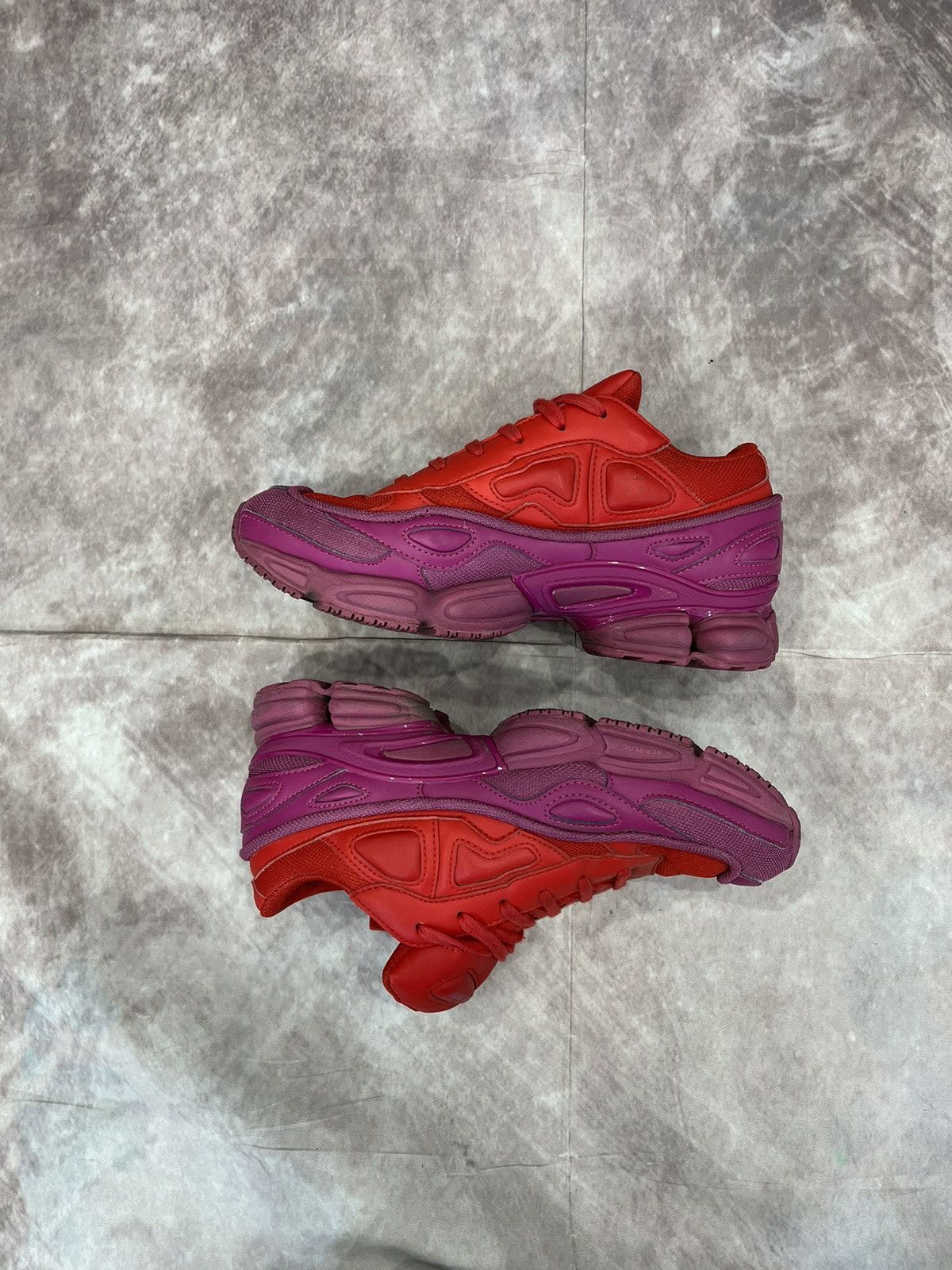 Adidas × Raf Simons Adidas x Raf Simons Ozweego Red/Purple (Size 38) Size US 7 / IT 37 - 5 Thumbnail