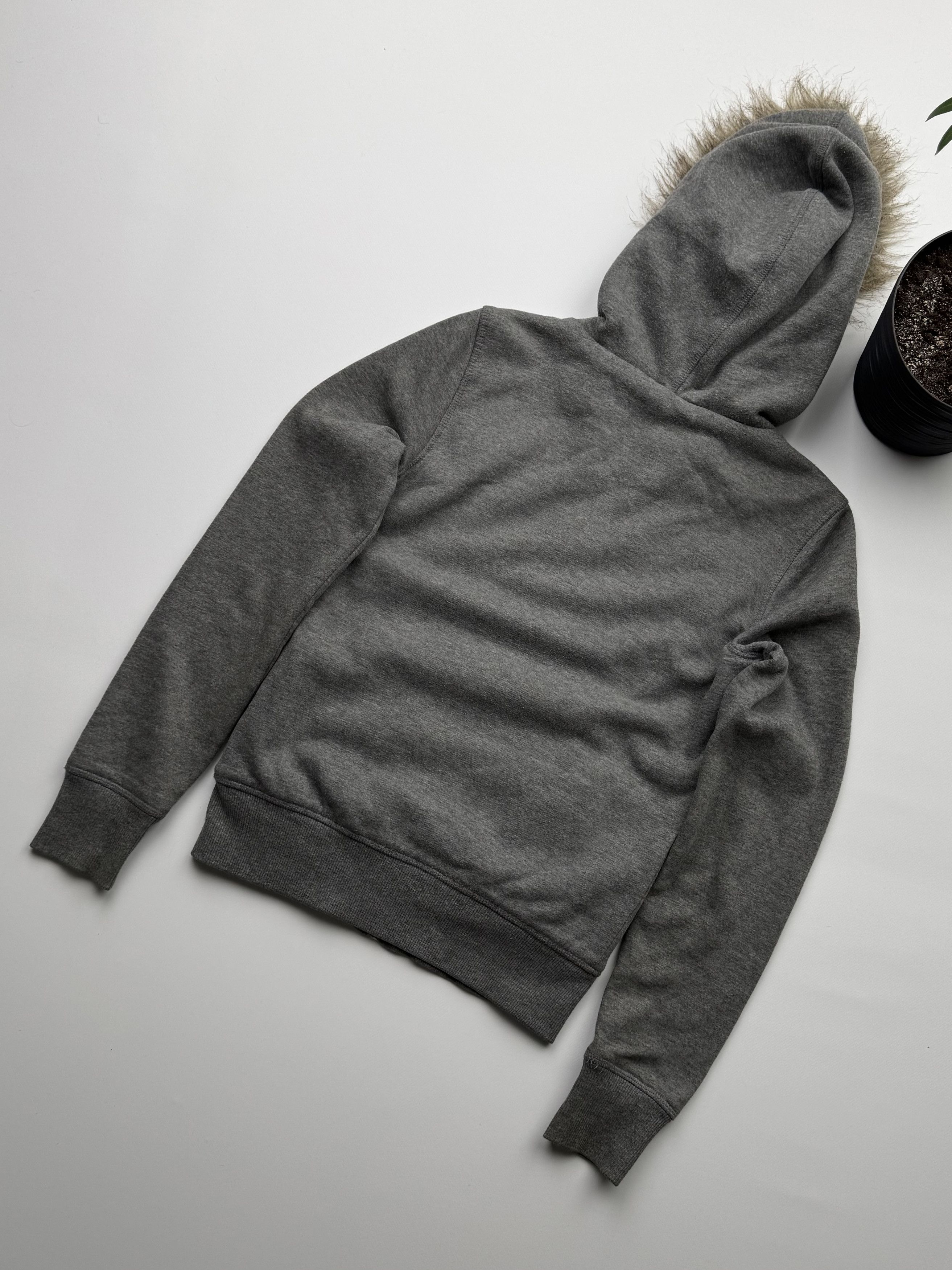 Guess Guess Vintage Hoodie With Faux Fur Details (516) Size XS / US 0-2 / IT 36-38 - 11 Thumbnail
