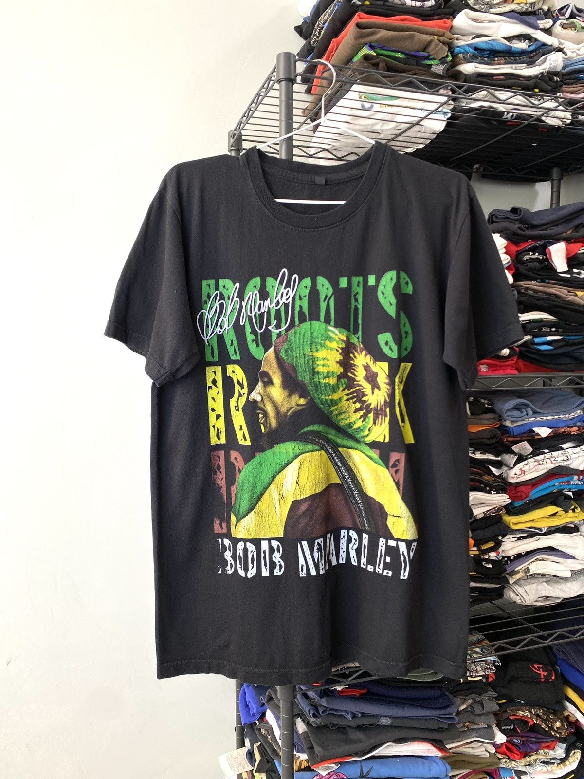 Bob Marley 2000’s Vintage Bob Marley Big Print T Shirt Size US L / EU 52-54 / 3 - 1 Thumbnail